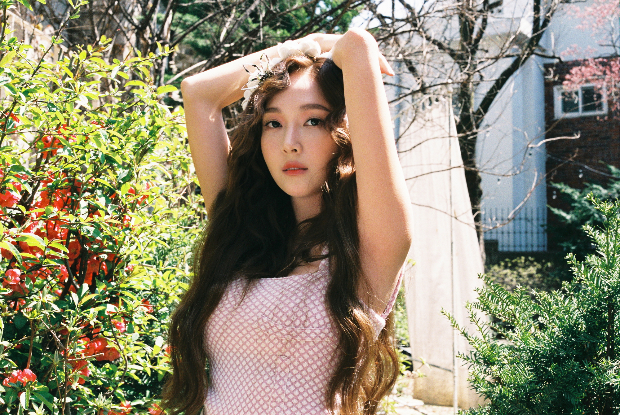 Jessica一口流利中文與金星問候，第一次的迷你演唱會一定支持。