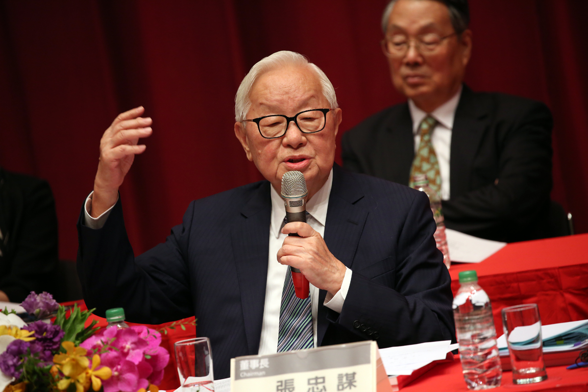 台積電董事長張忠謀釋出景氣樂觀訊息，可望帶動市場樂觀氛圍。