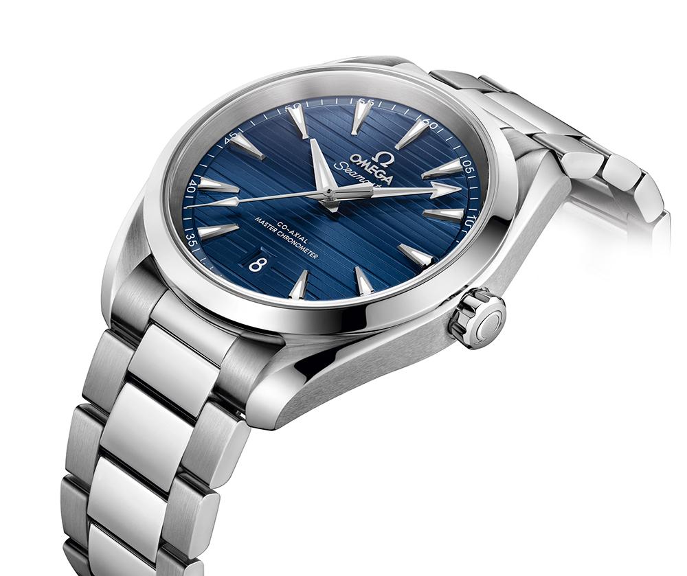 今年新的海馬Aqua Terra Master Chronometer腕錶，將原本面盤上的直條紋路改成橫條紋，並通過大師天文台認證，也成為歐米茄產品線中最入門的大師天文台認證腕錶。