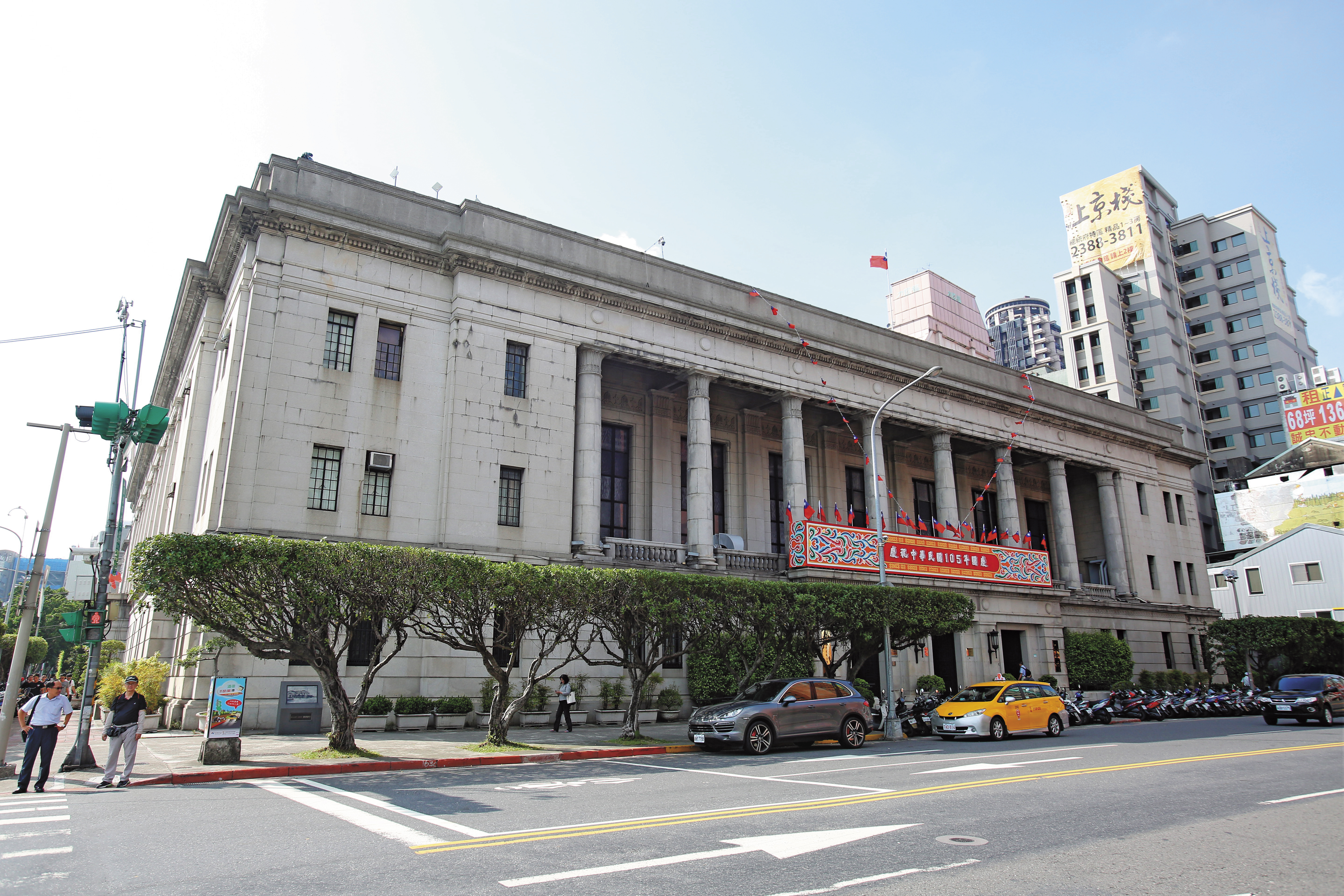 台灣銀行採購部負責政府所有採購共同契約標案,保全勞務契約薪資卻偏低,影響近10萬人。