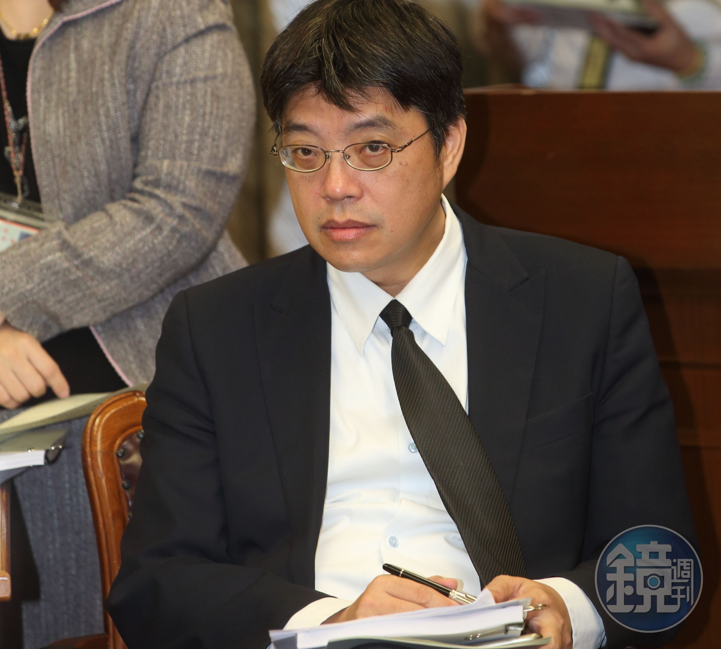 陸委會發言人邱垂正強烈譴責中國與巴拿馬建交行為，要中共對台海穩定負責。