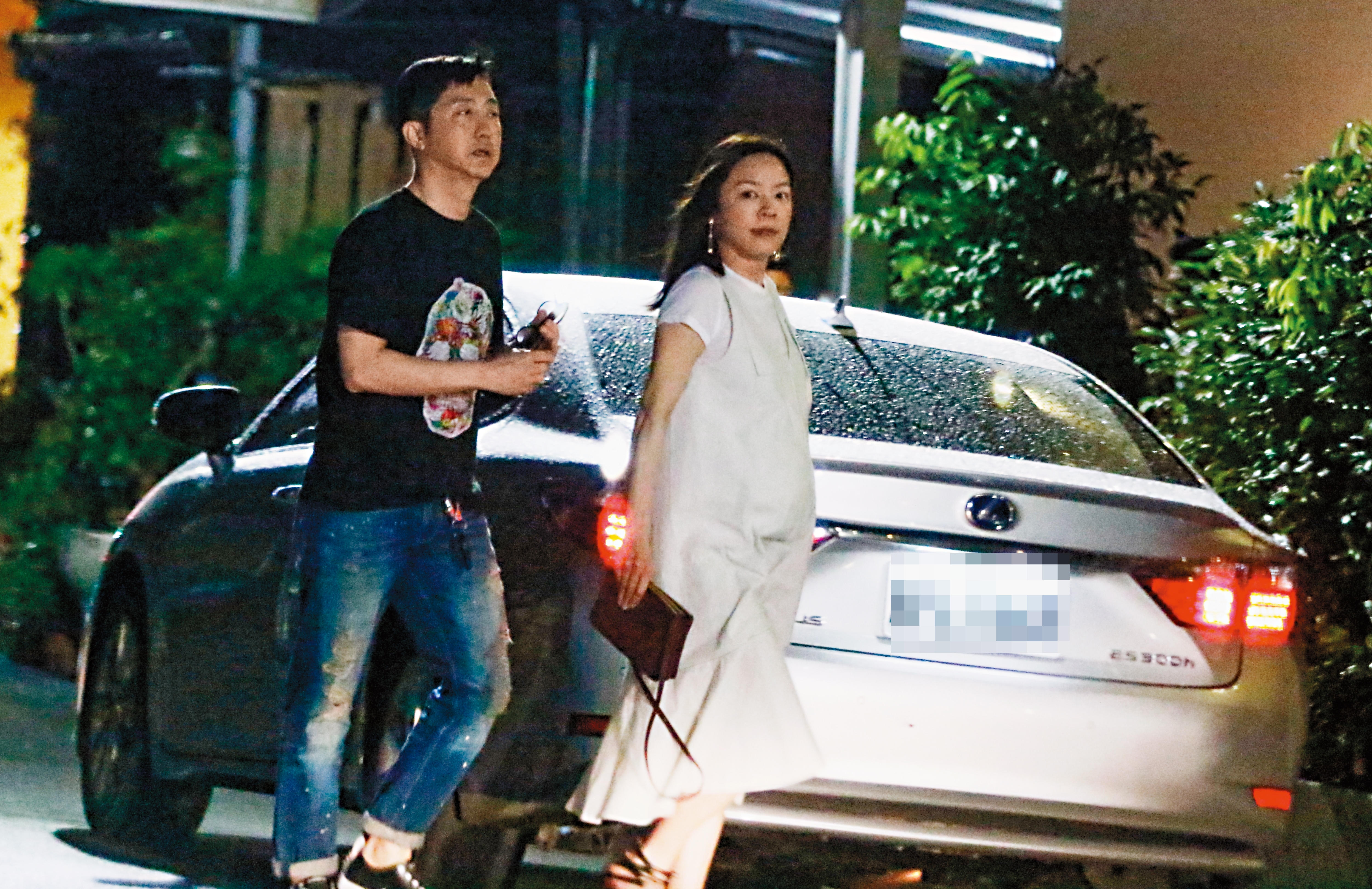 據悉張嘉欣已經懷孕7個月，預產期可能就在8月。