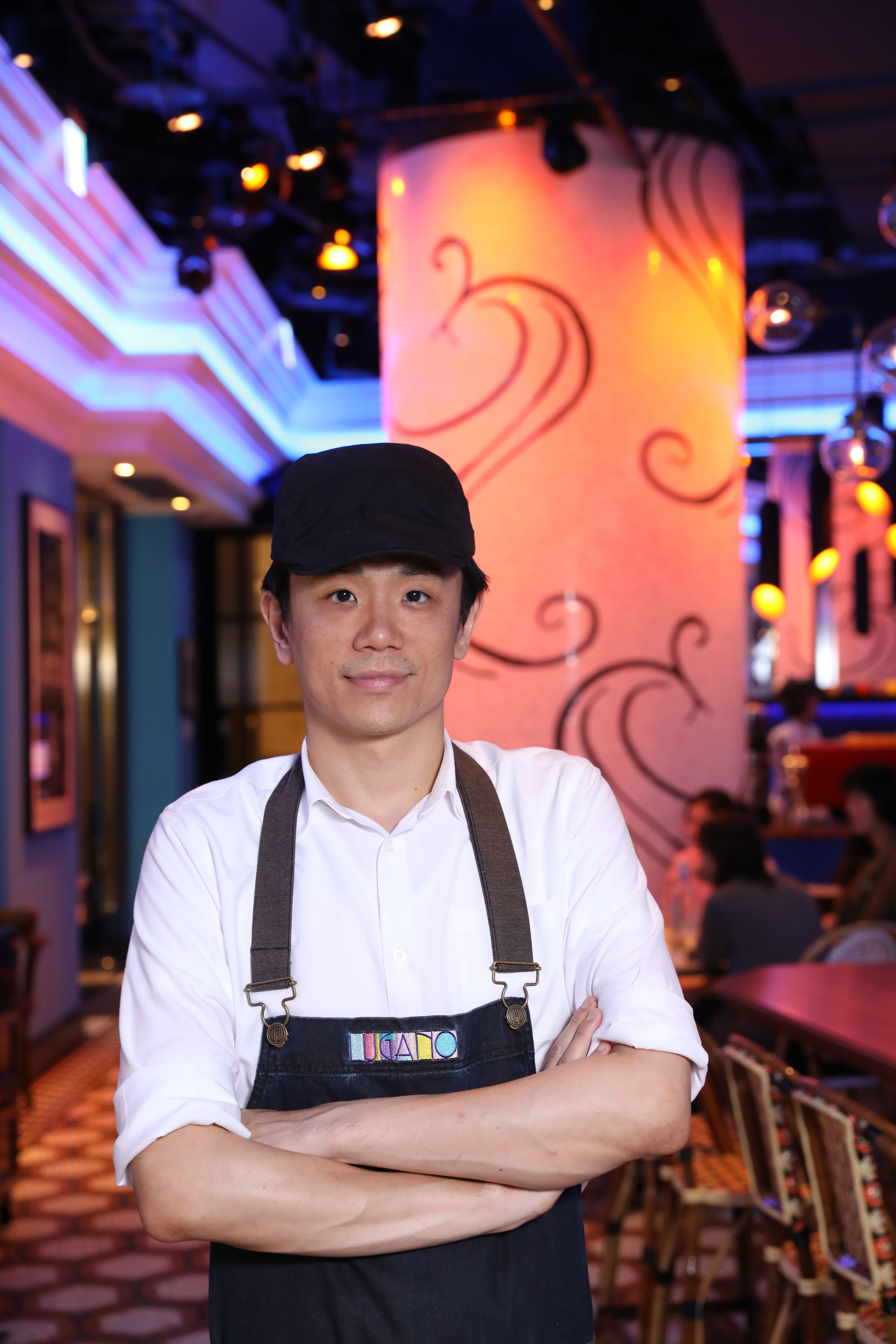 主廚林庭右（Leo）曾赴法國里昂Paul Bocuse廚藝學校學習，擅長精細的法國料理，想法也很多元，未來將每季更換新菜色。