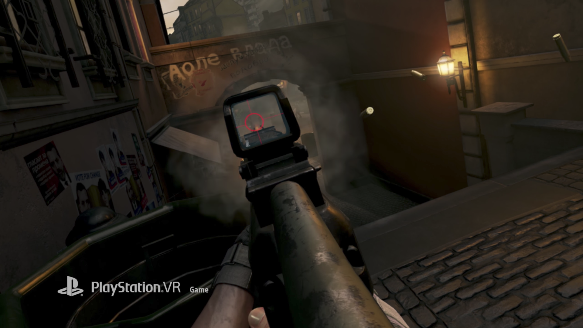 配合周邊「PS4 Gun Controller」，玩家能感受到逼真的戰場情境！（圖片來源：發表會直播畫面）
