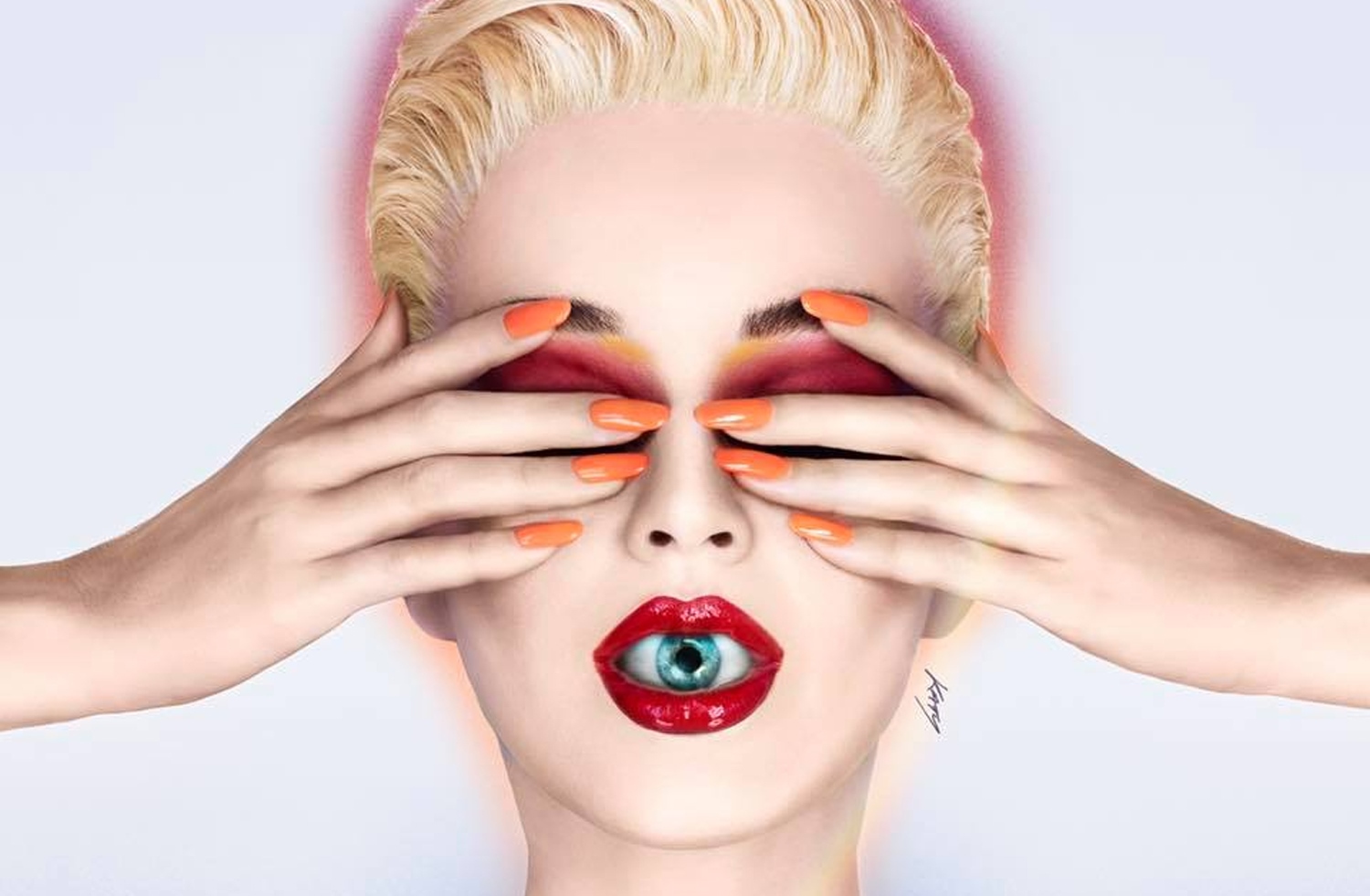 凱蒂佩芮天后再臨，新推出的《見證》成為她第3張冠軍專輯。