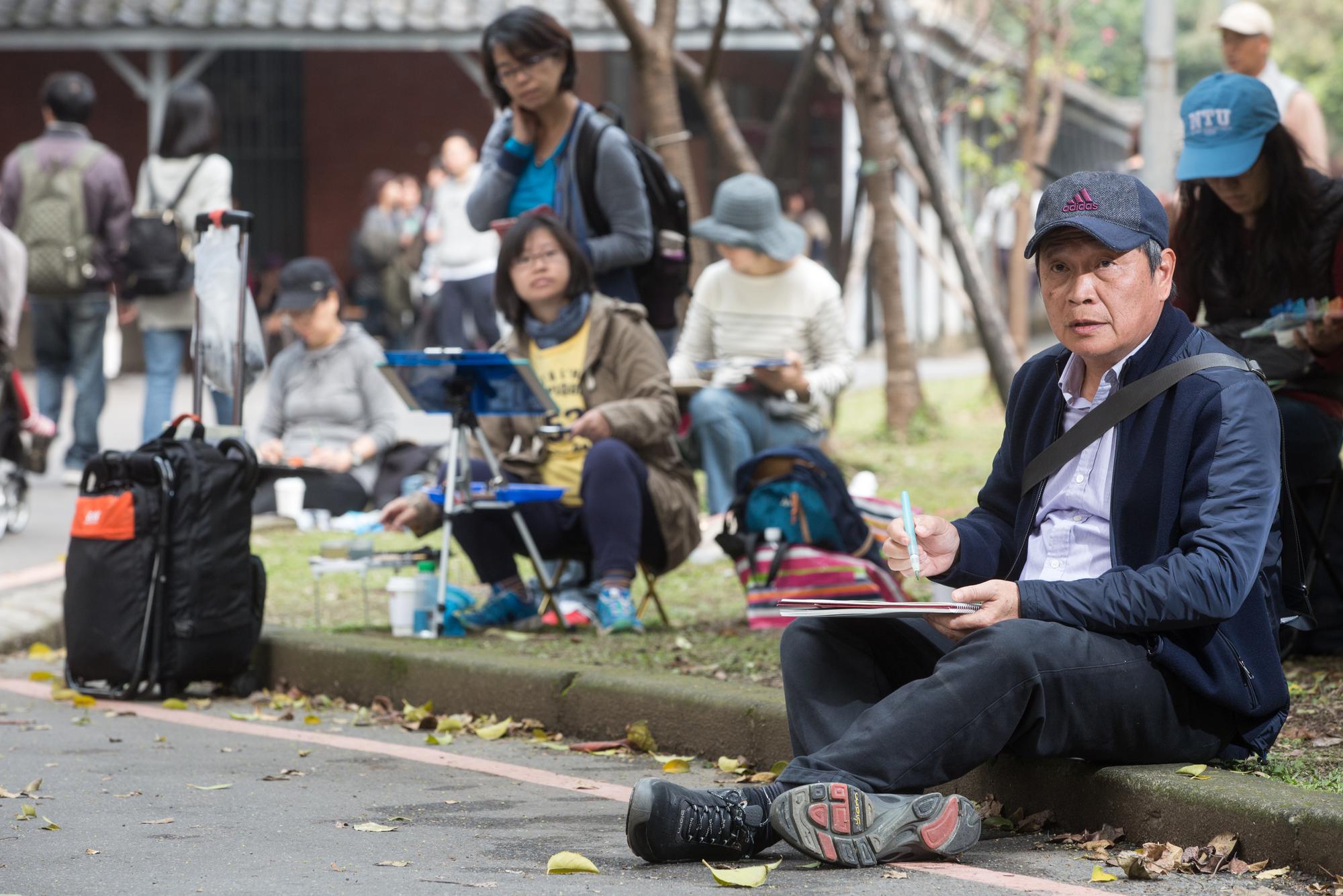 逐漸把桂冠交棒給下一代的王正明,生活重心慢慢挪至繪畫創作。