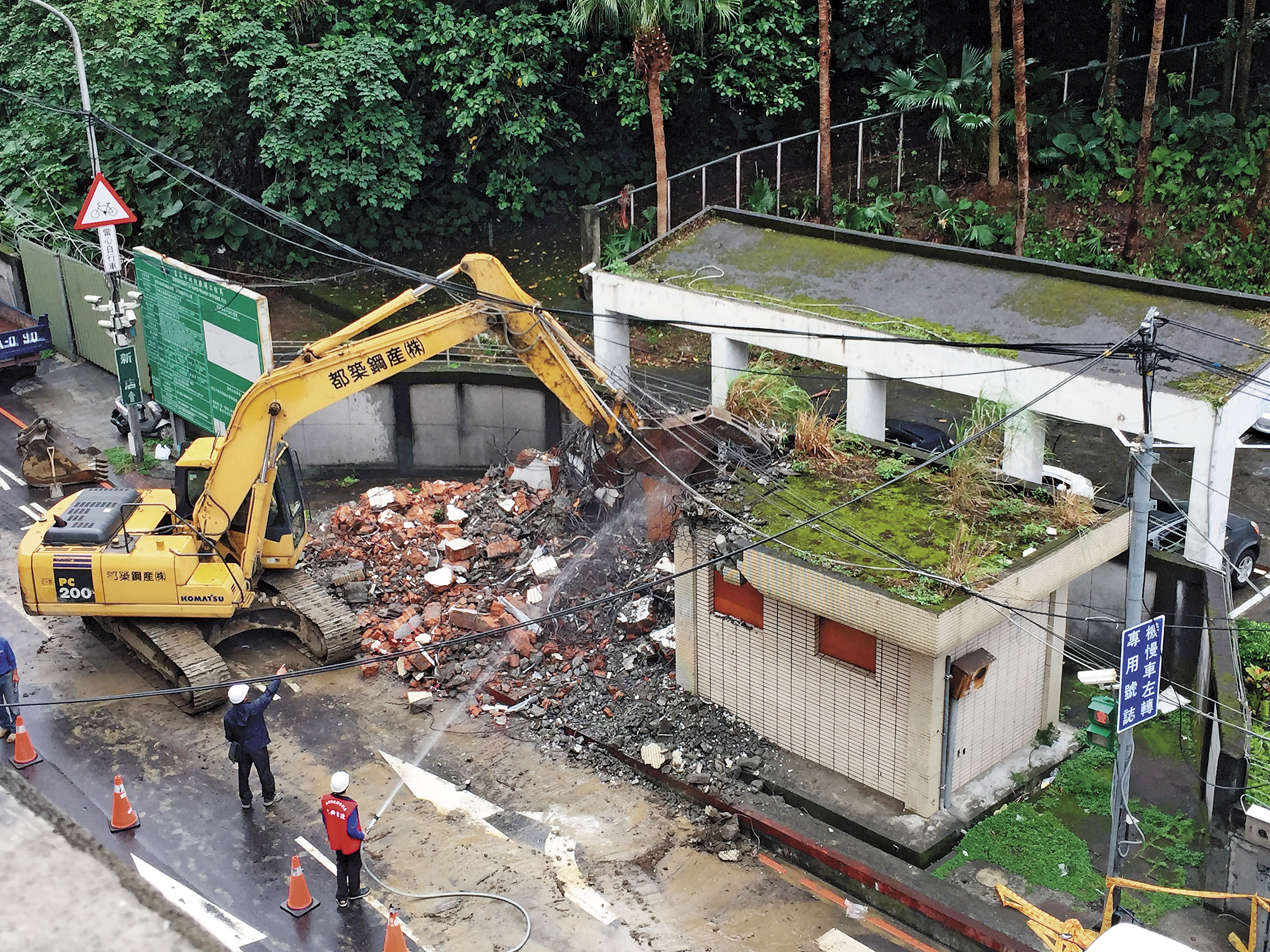 新北市以細分類、公安稽查、收復失土三管齊下拆違建。
