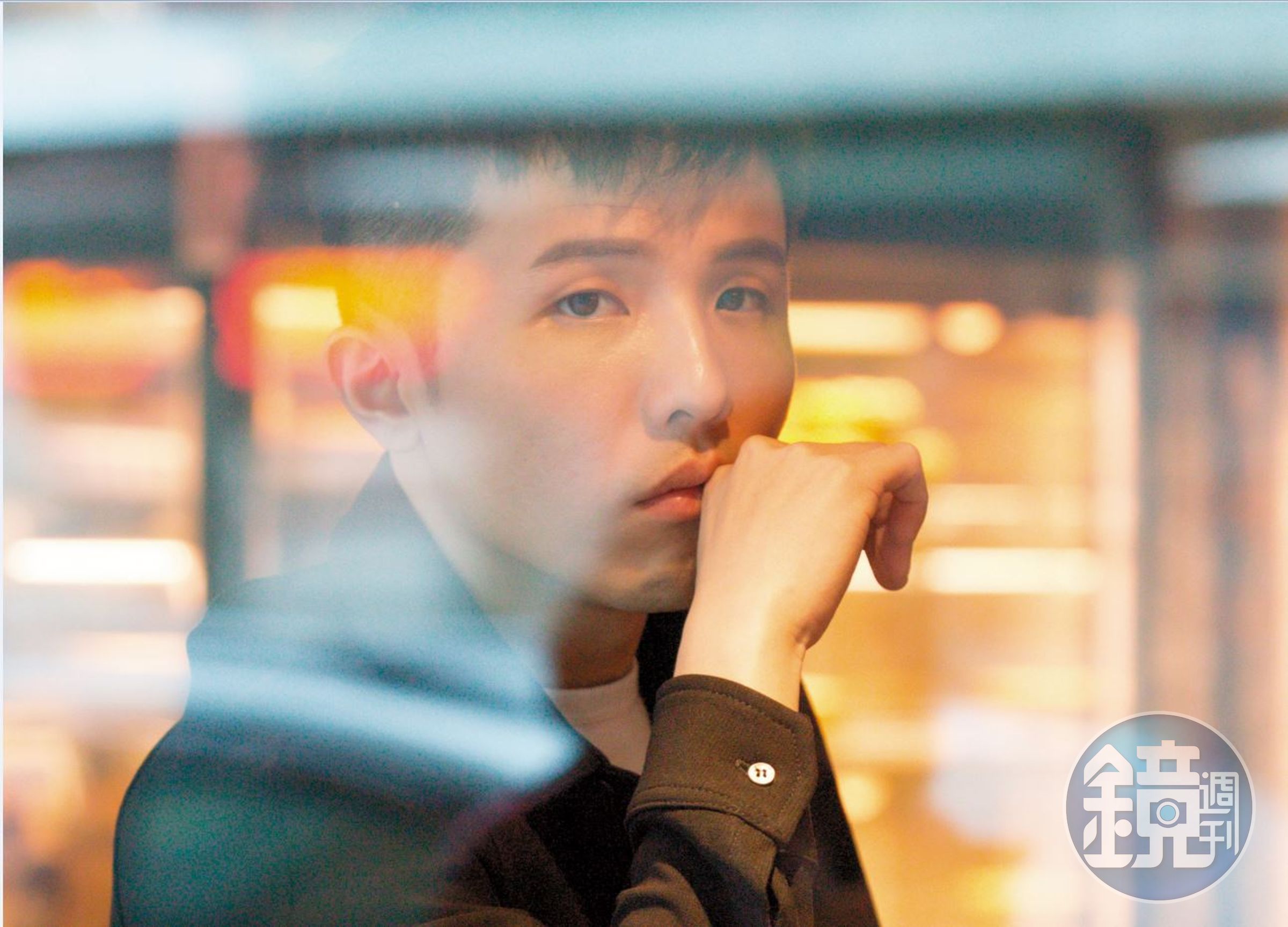 小宇充滿著音樂人性格，看起來酷酷的，但個性很溫暖。