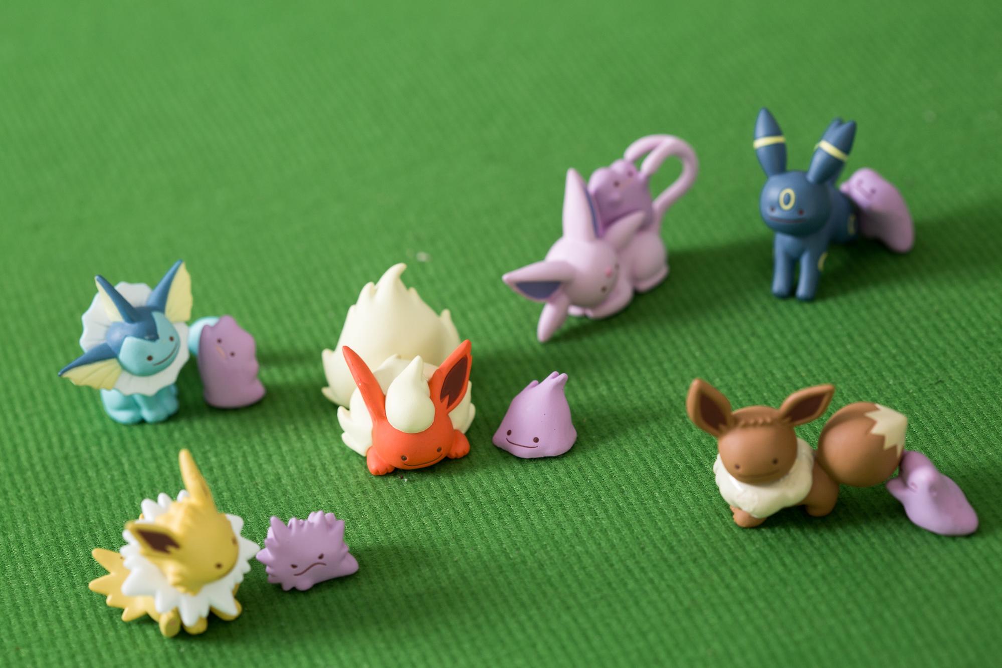 在Pokemon GO遊戲加持下,可隨意改變自己體細胞組成,變身的精靈寶可夢角色「百變怪」系列扭蛋爆紅。