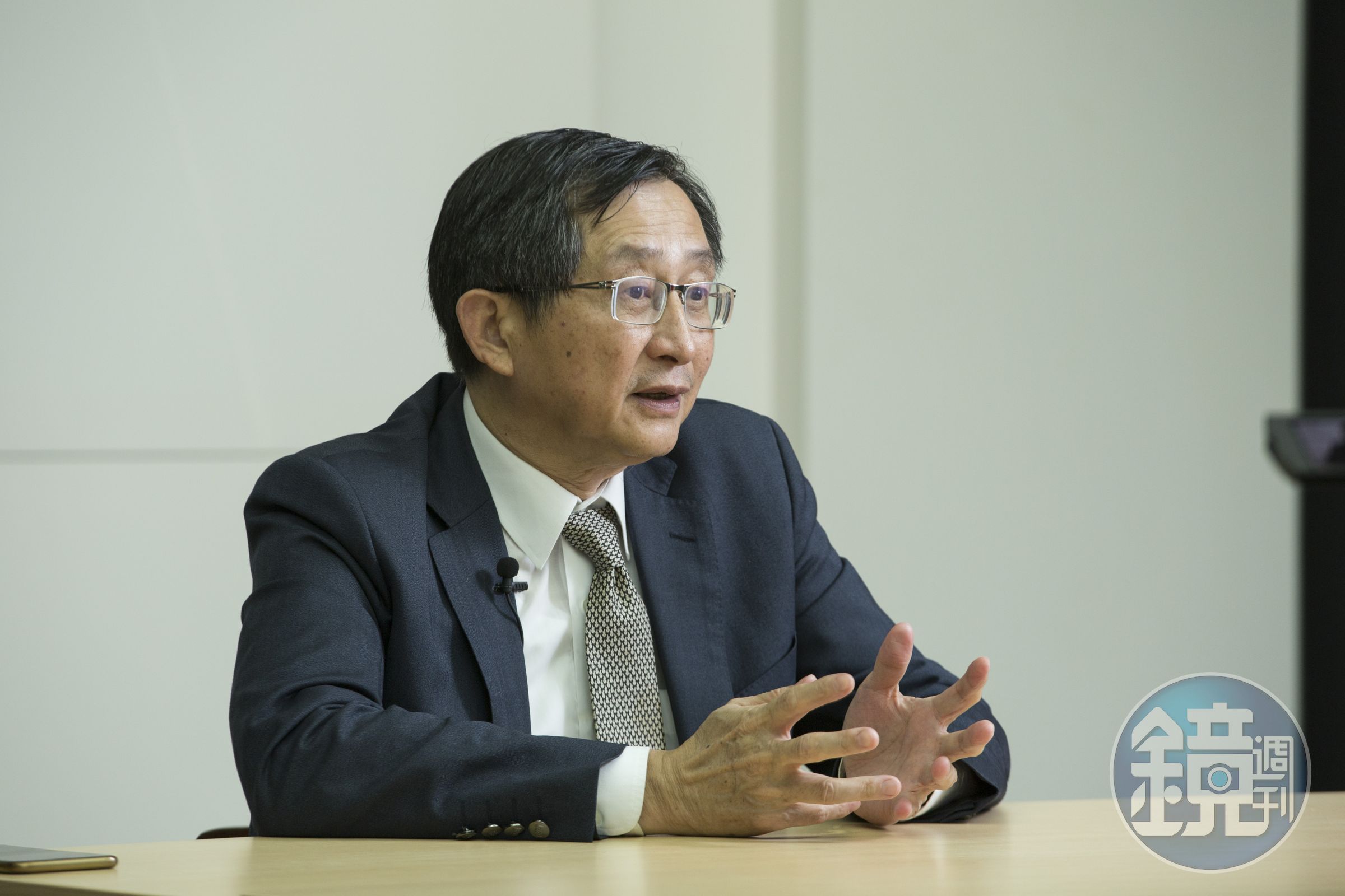 今年6月1日生醫聯盟風光成立，主席張鴻仁直言，要彙整民間問題，找對的政府窗口反映，做不好半年就關門。