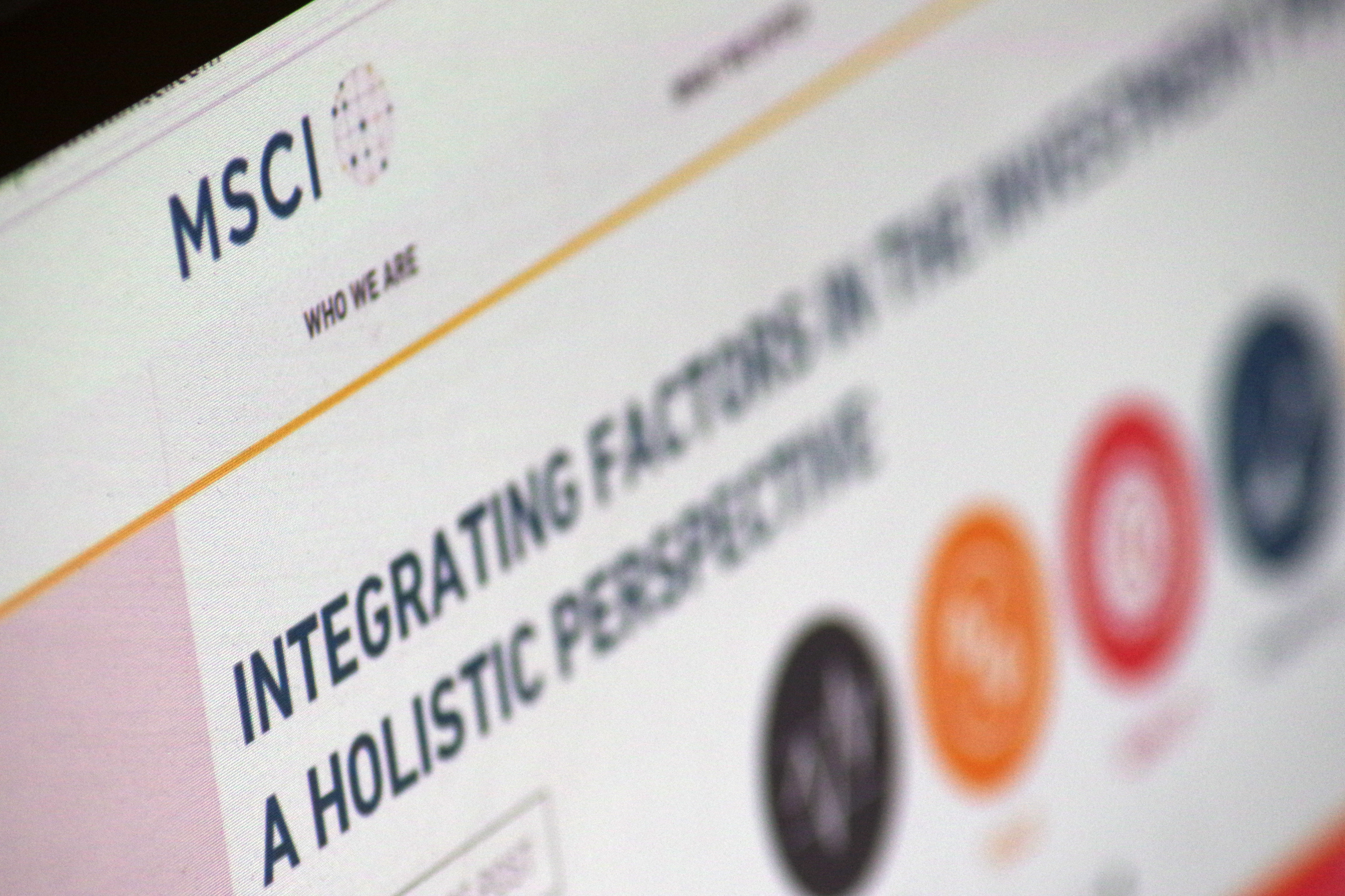 中國A股順利納入MSCI新興市場指數，有助提振市場情緒。