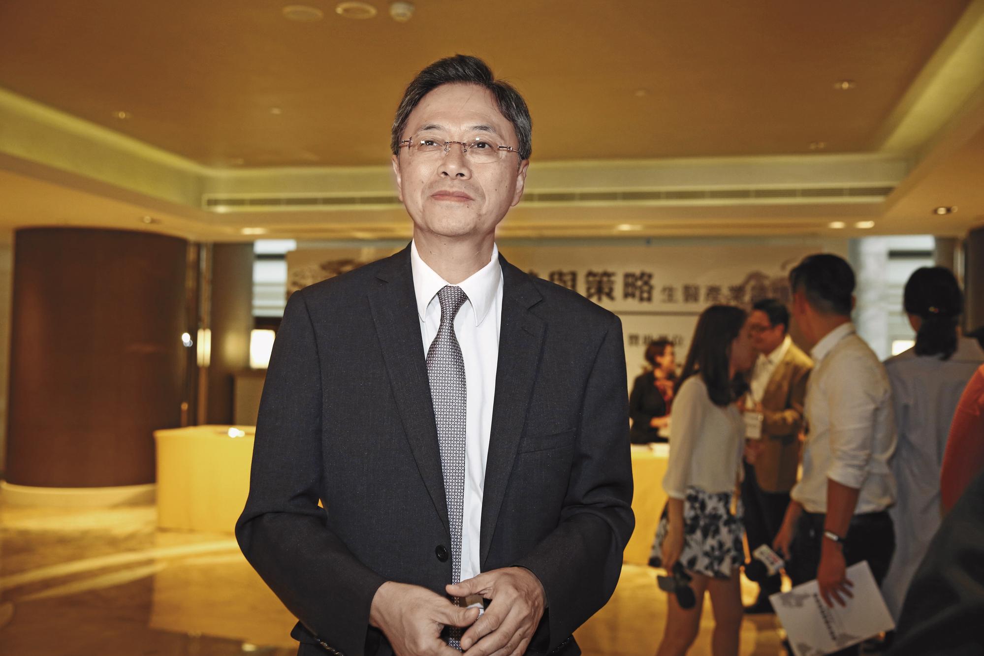 生策會會長張善政上台後,蔡政府認為「批評多了、建議少了」,扮演溝通者的角色不再。