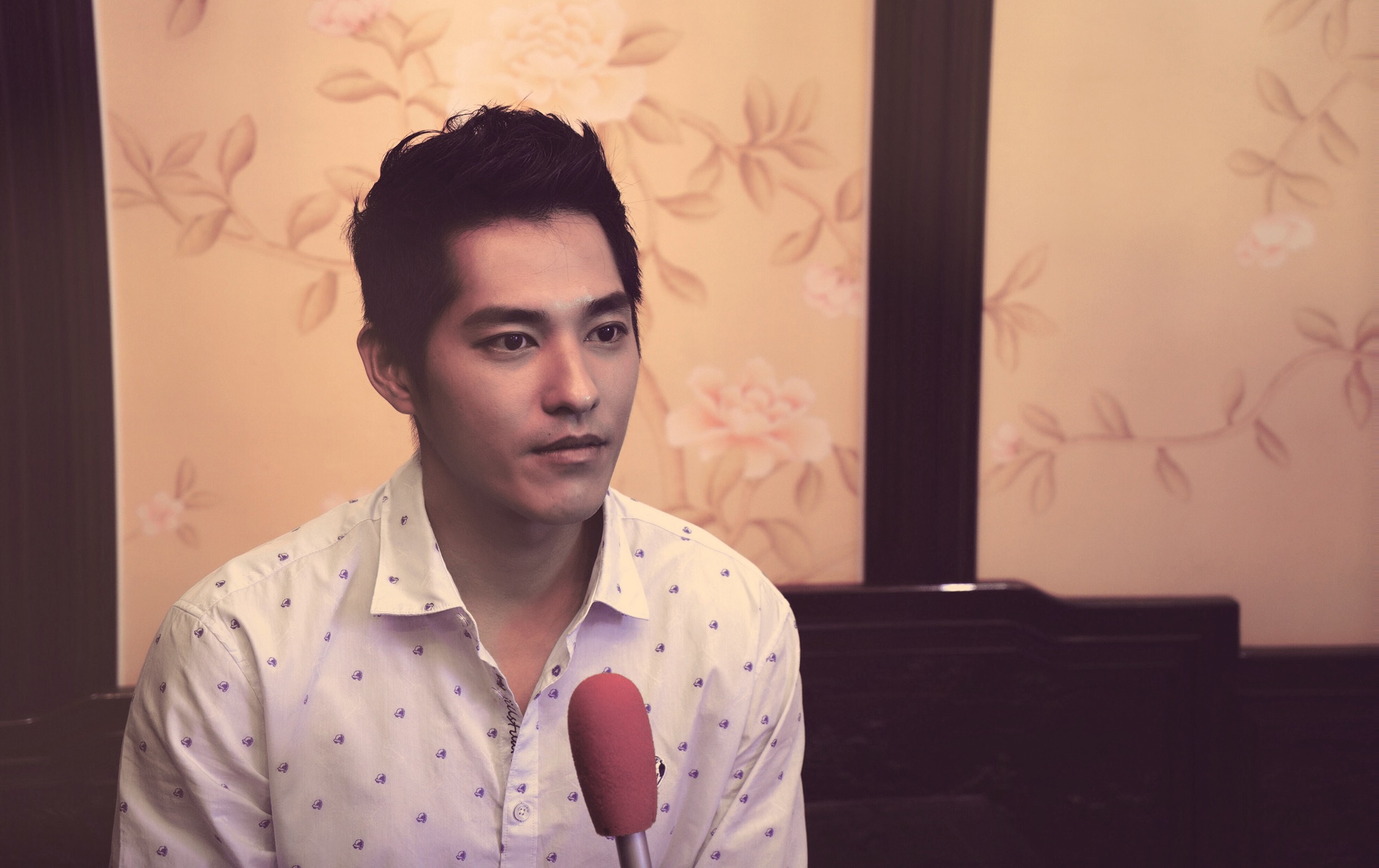 藍正龍表示，自己很認真面對導演工作，之前已跟隨王小隷老師學習多年，對幕後製作技巧累積了一定經驗。