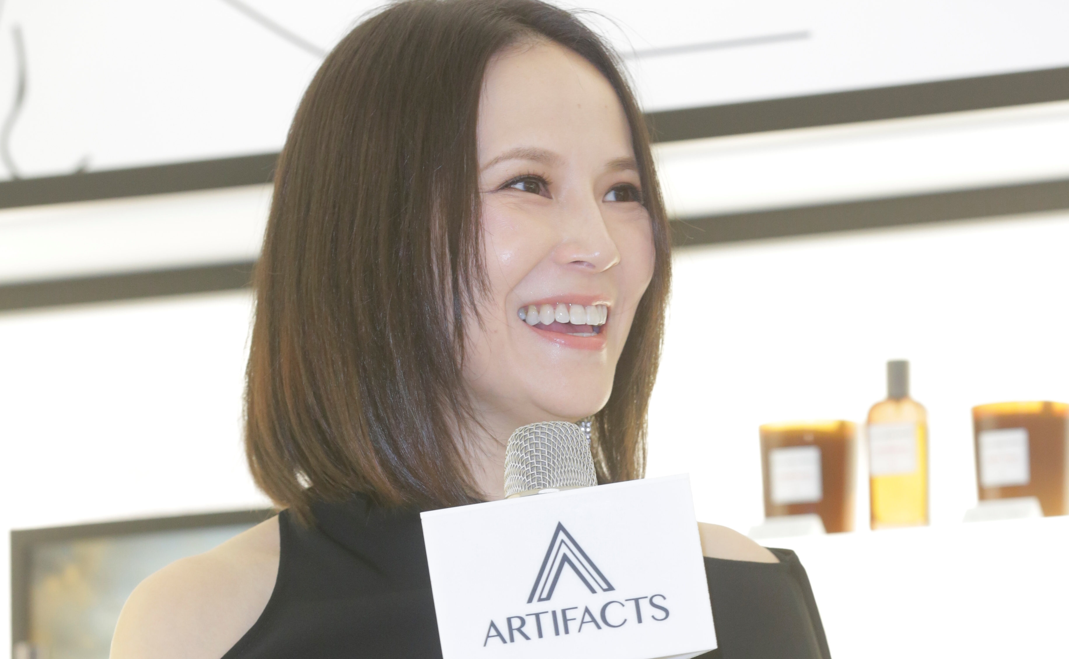 楊乃文出席ARTIFACTS選品店的獨家香氛品牌概念實驗室活動，透露自己對味覺的獨特喜好。