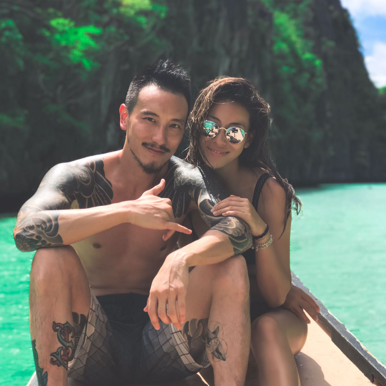 蔡詩芸及王陽明夫婦前往菲律賓旅遊，留下愛的足跡。