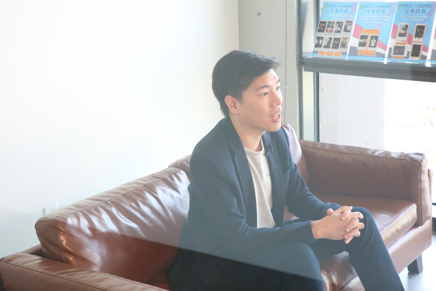 實況產業商機大，邱冠鴻認為電競選手本身就有不少粉絲，比較容易轉型。