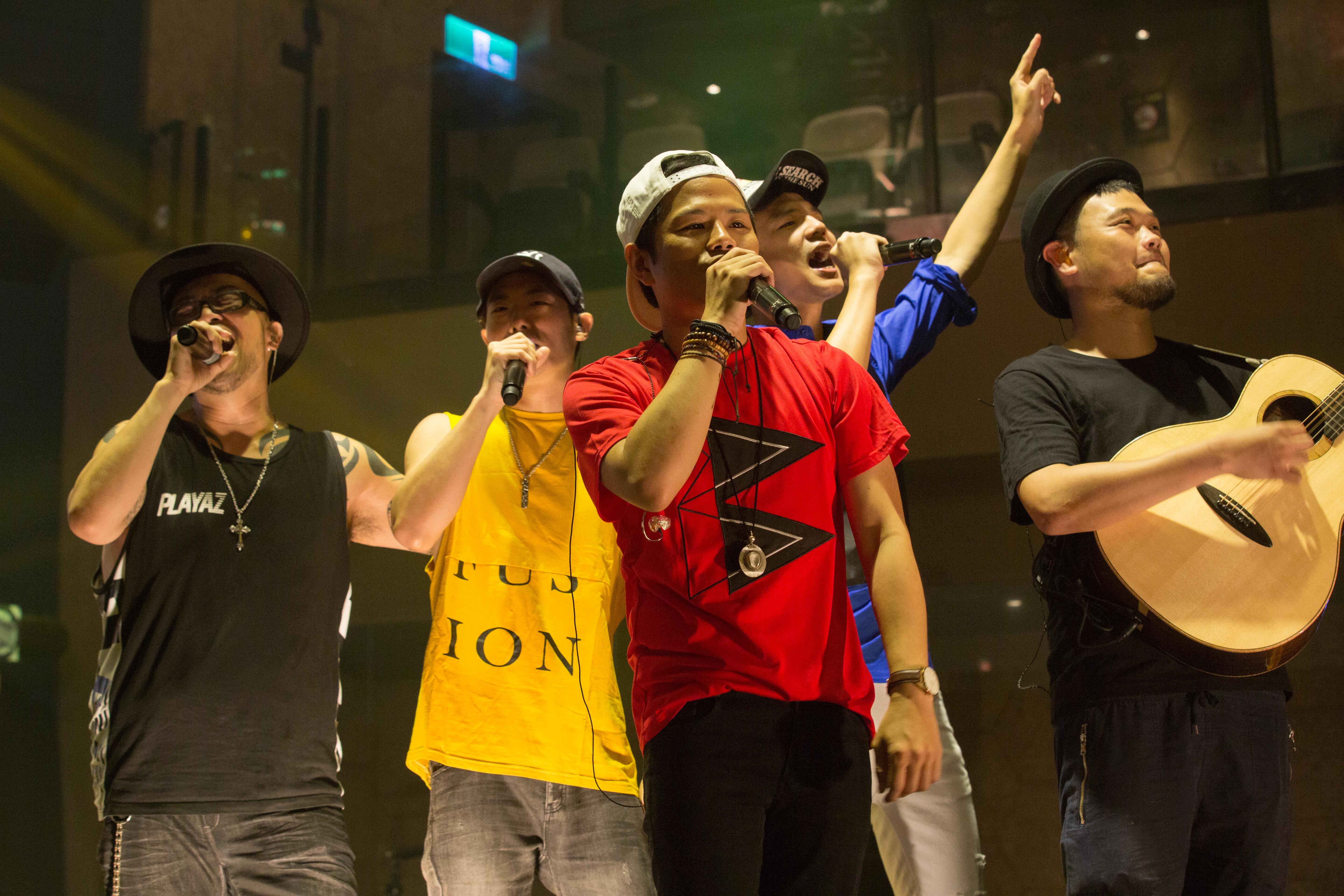 張三李四及董事長樂團都有入圍本屆金曲獎，董事長最想拿下「最佳台語專輯獎」，但典禮後不會舉辦慶功宴。