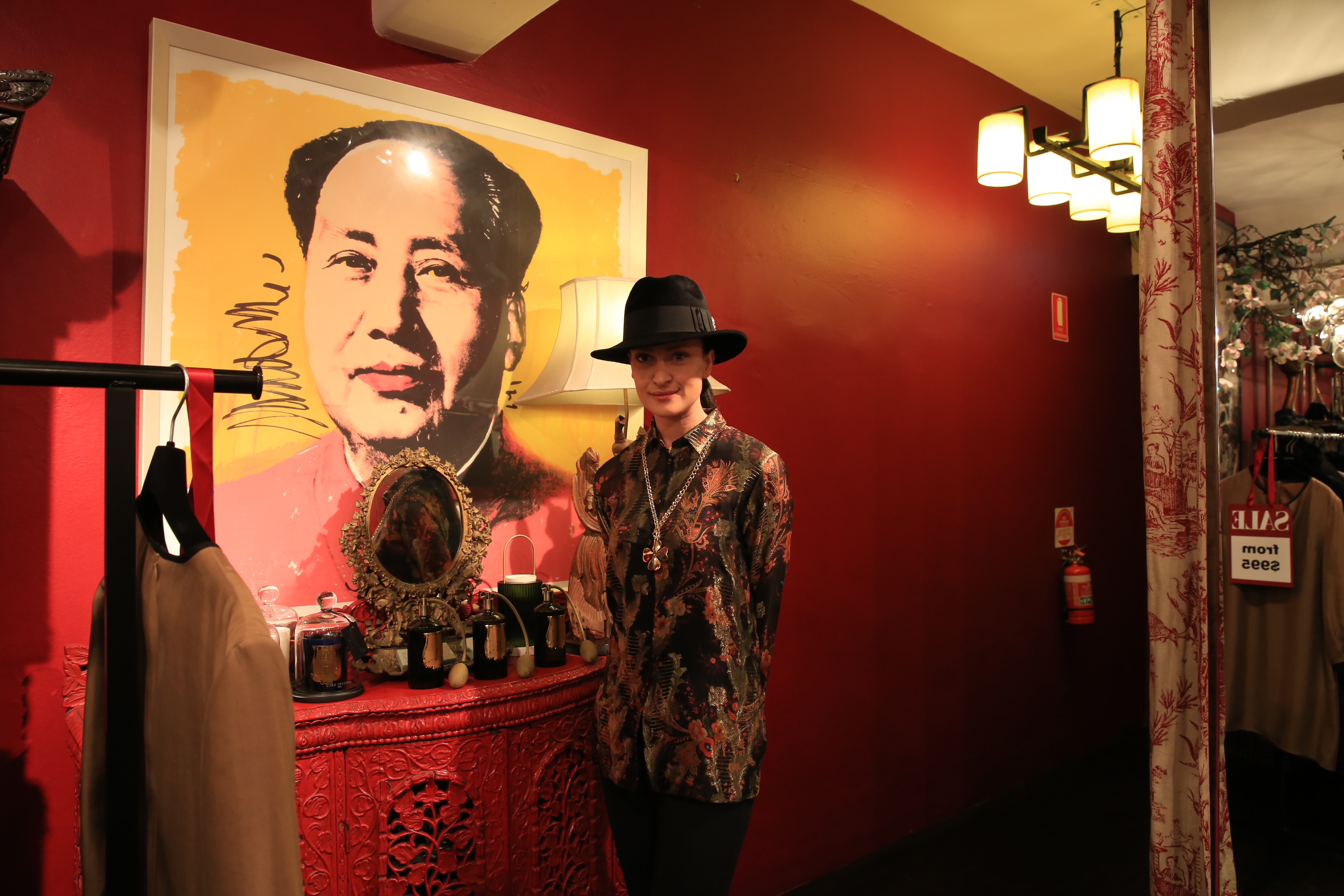 墨爾本市區有許多很耐逛的小店，還有帥氣女店員與毛澤東畫像。