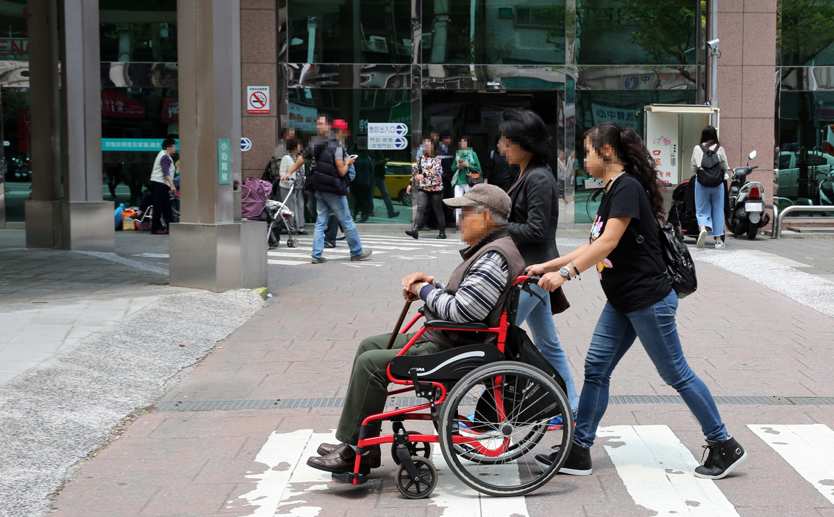 出國前曾就醫接受診斷、治療或用藥，小心在國外發生相關突發疾病不理賠。