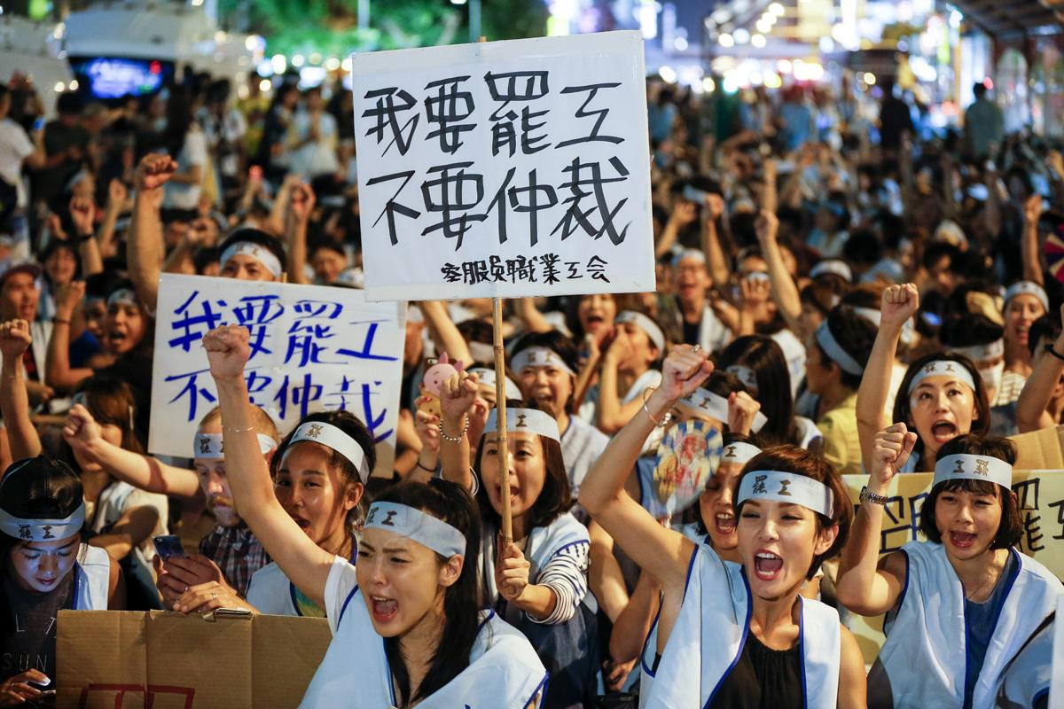空姐罷工導致航班延誤或取消,多數不便險將罷工列為除外不賠,也不賠台灣出發的去程。(東方IC)