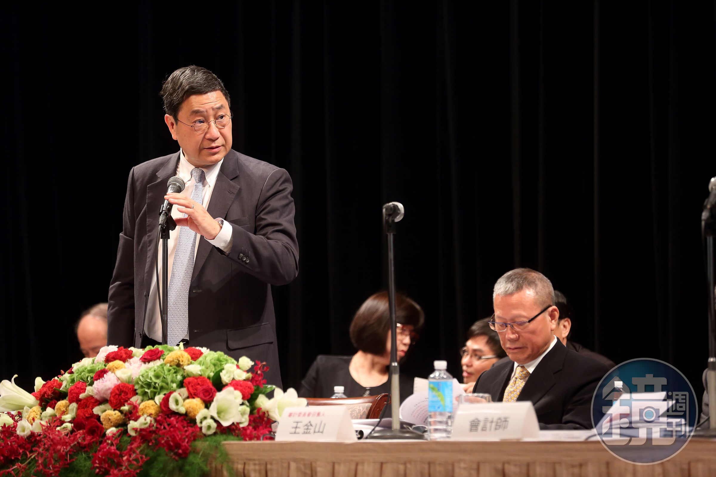 張安平（左一）認為，過去一段時間，工商界跟社會的溝通不夠，造成一些誤解，工業跟環保之間不應對立。
