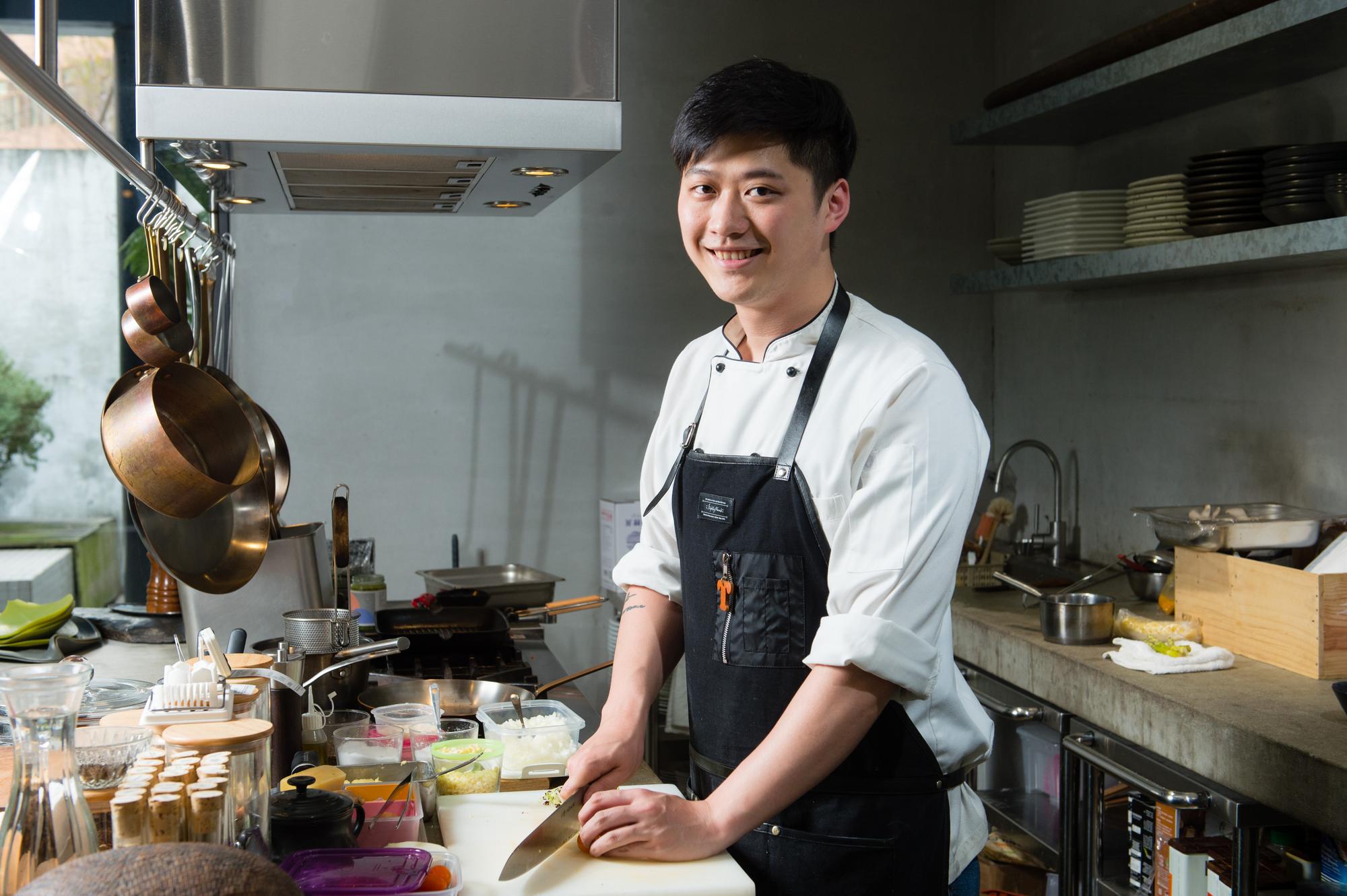 「Dears Café天母概念店」主廚Tim愛吃辣，把腦筋動到莎莎醬上，用朝天椒提高辣度。
