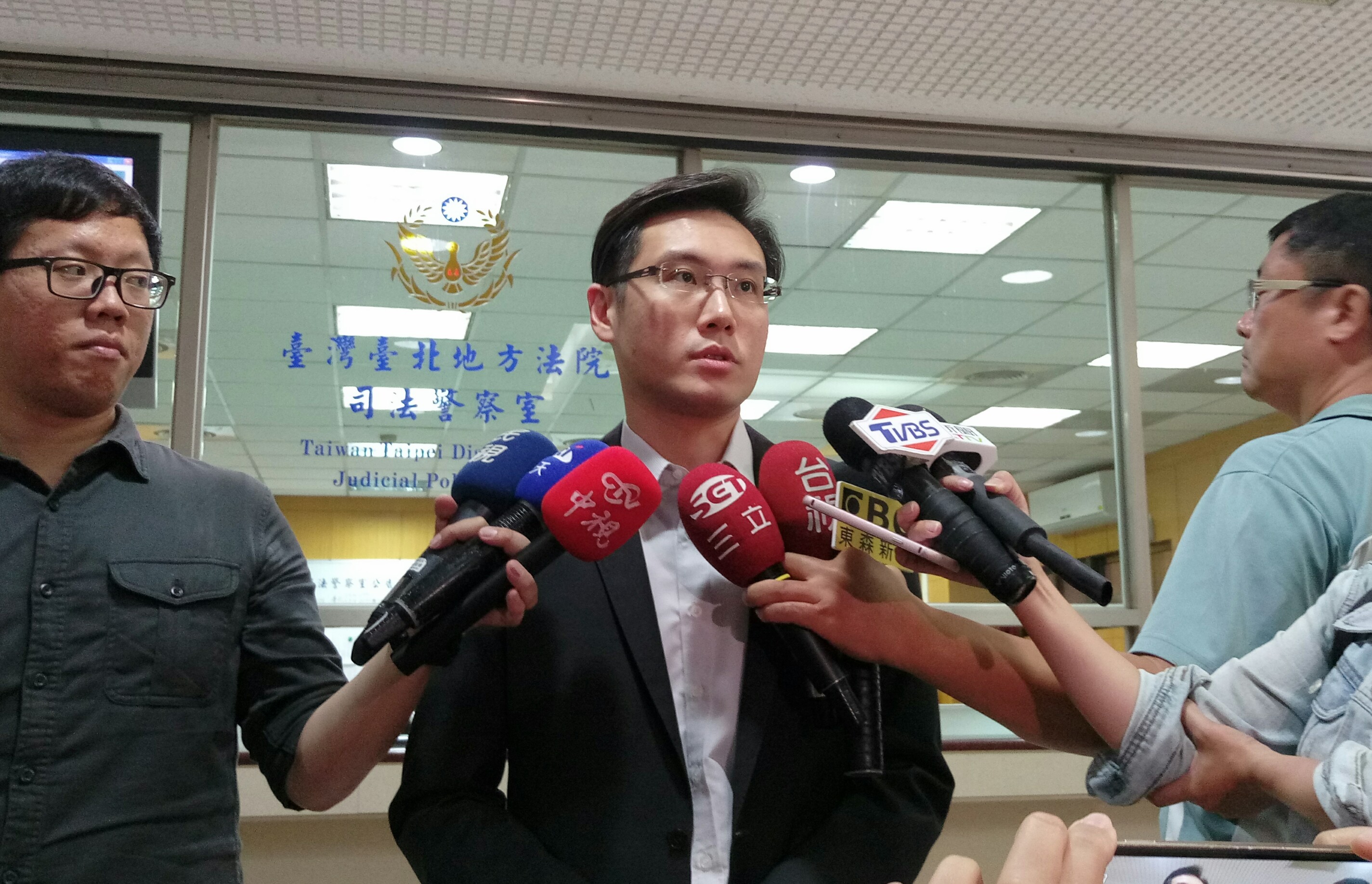 遠雄集團董事長趙藤雄因涉及掏空公司及行賄遭收押，遠雄發言人楊舜欽表示，不影響營運。