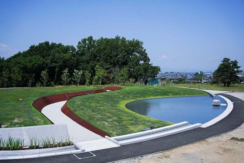 「風之丘　樹木葬墓地」全景。