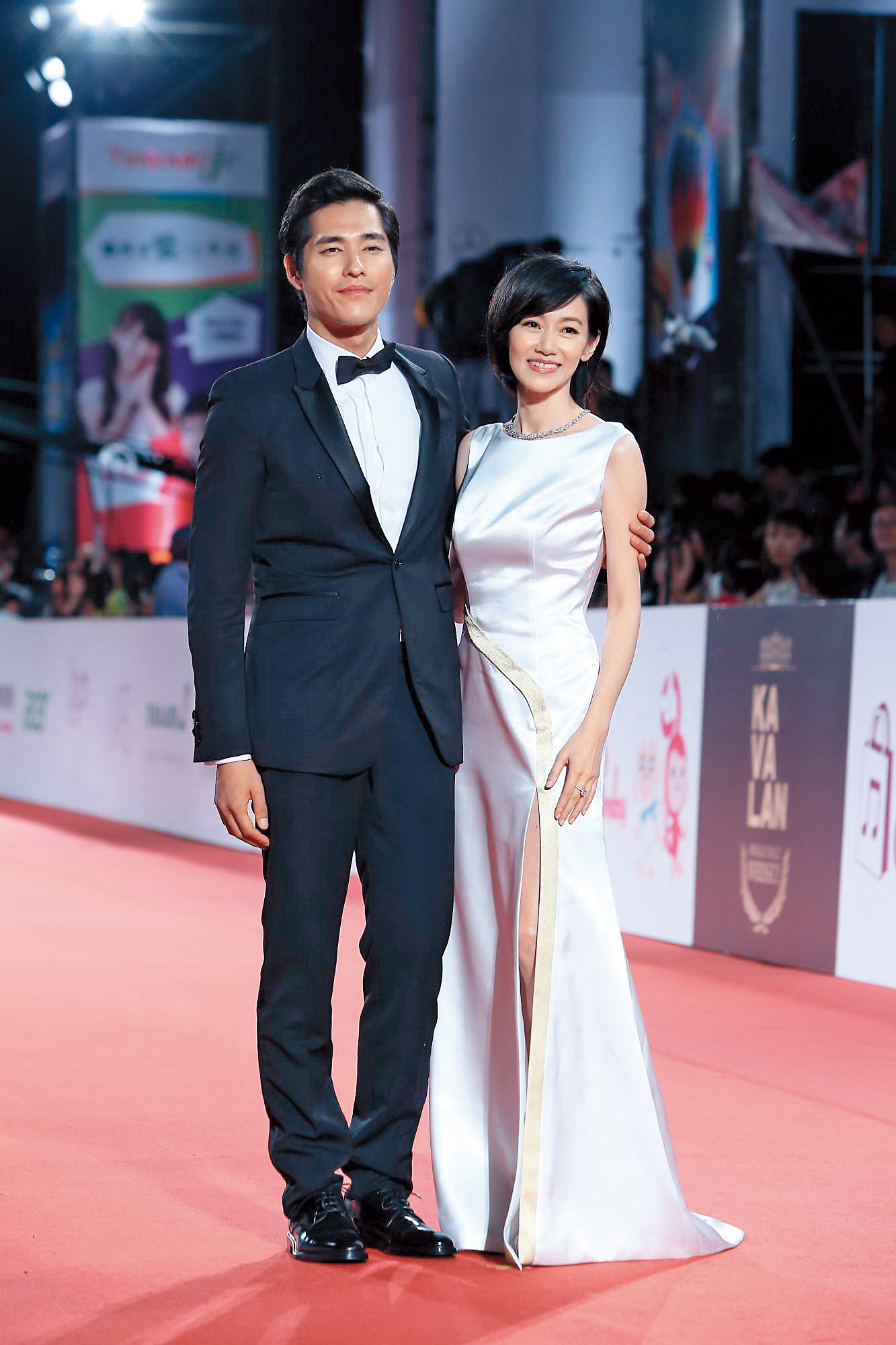 藍正龍3年前和周幼婷結婚後連生一對兒女,去年幾乎停工在家當奶爸。(東方IC)