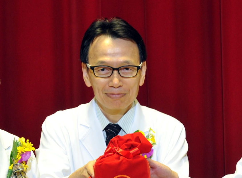 台塑三娘李寶珠和女兒王瑞慧，過去相當倚重長庚決策委員會主委李石增。（翻攝自林口長庚官網】