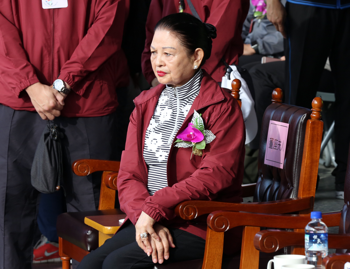 台塑三娘李寶珠去年卸下長庚董座大位，現已退居幕後。