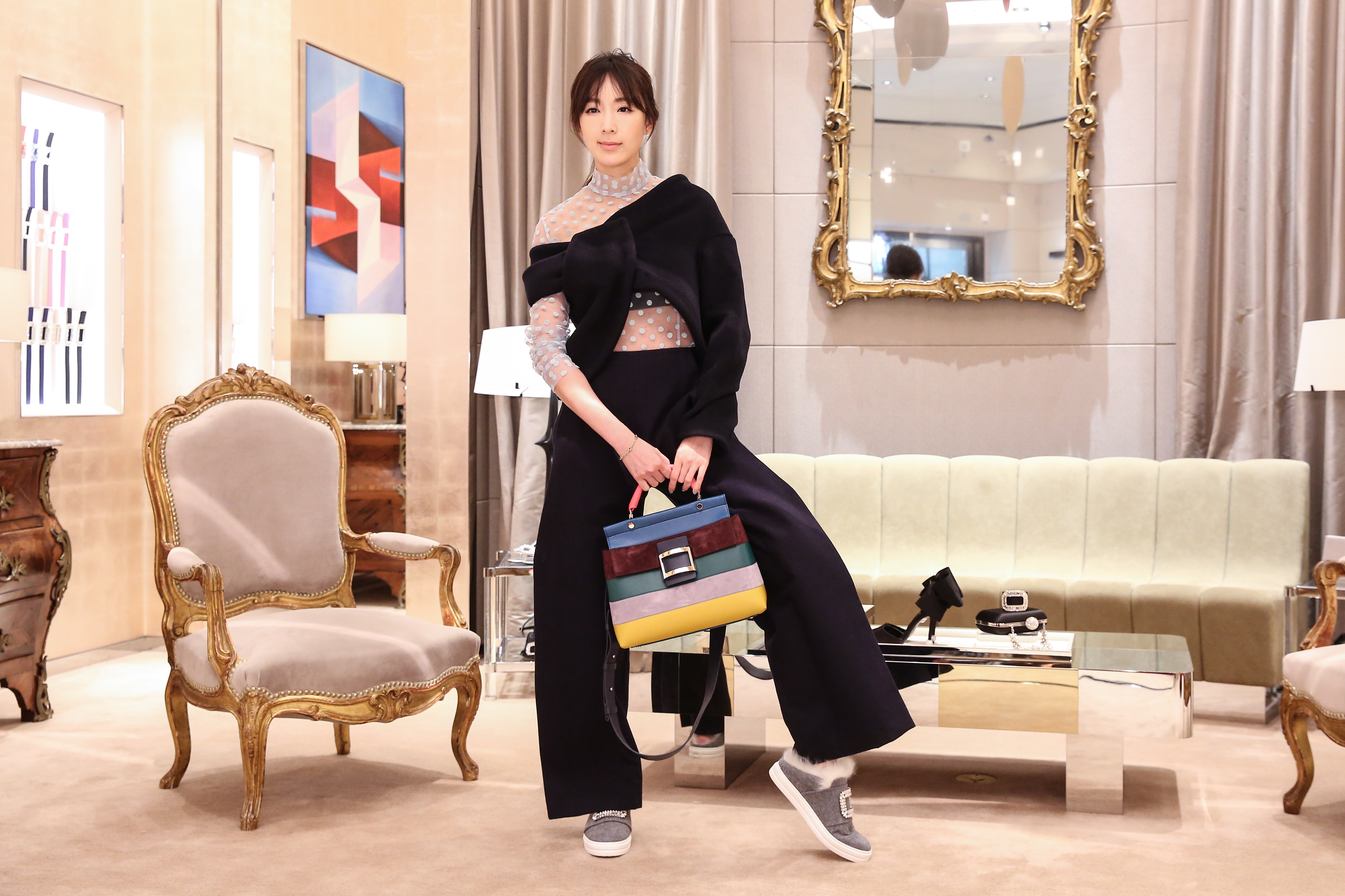 隋棠大讚羊毛拖鞋保暖又透氣，覺得舒服到令她想進入夢鄉。