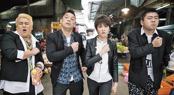 曾沛慈(右二)因《終極》系列的雷婷一角,粉絲擴及國中、國小族群。(翻攝自網路)