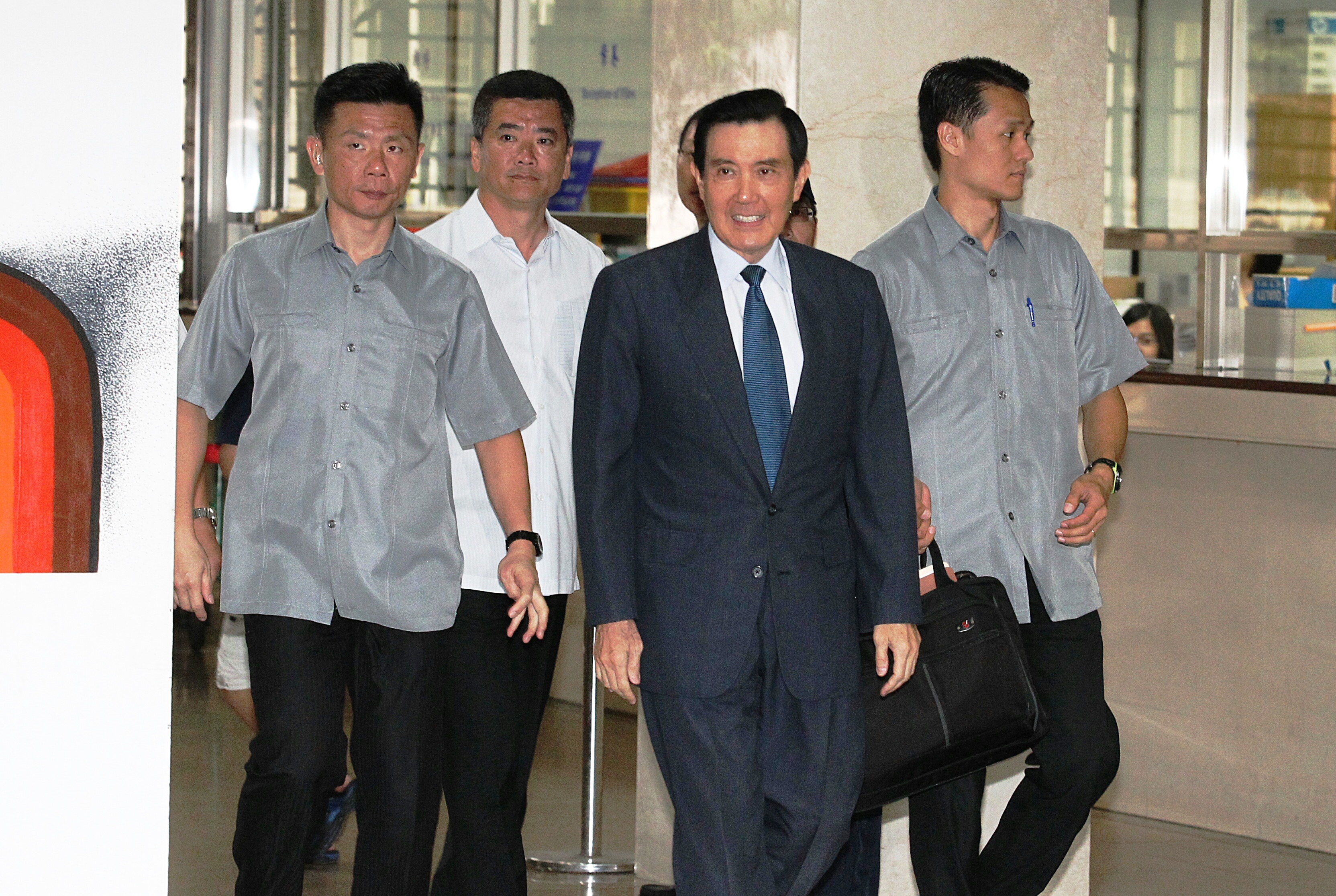 前總統馬英九遭立委柯建銘指控洩密案，台北地院進行最後言詞辯論，馬英九否認犯罪。