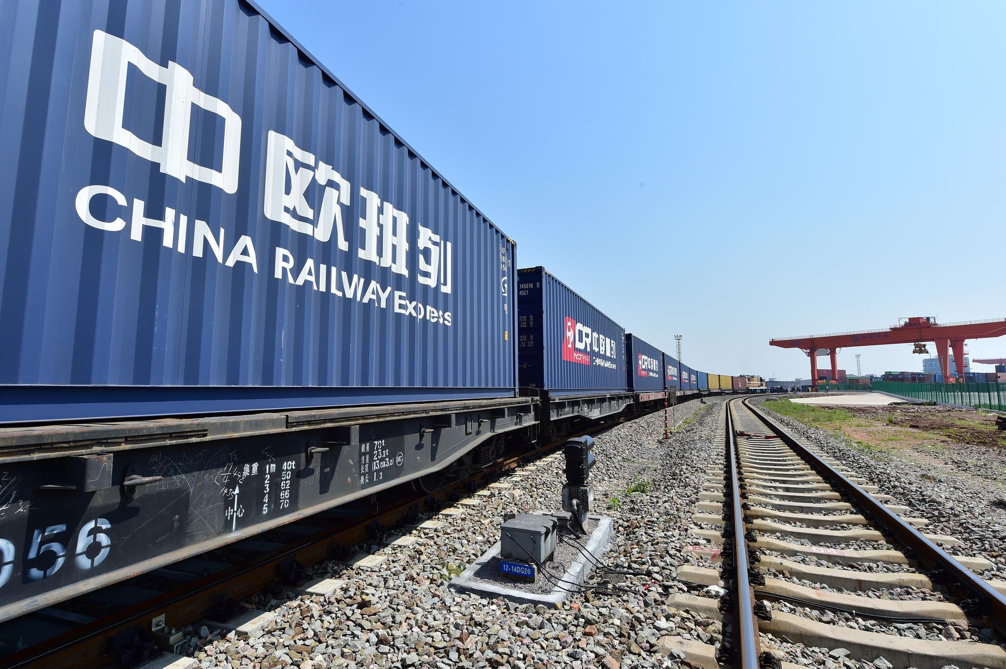 中國的內需和一帶一路經濟結構轉型是市場一大焦點，尤其影響新興市場的榮枯。