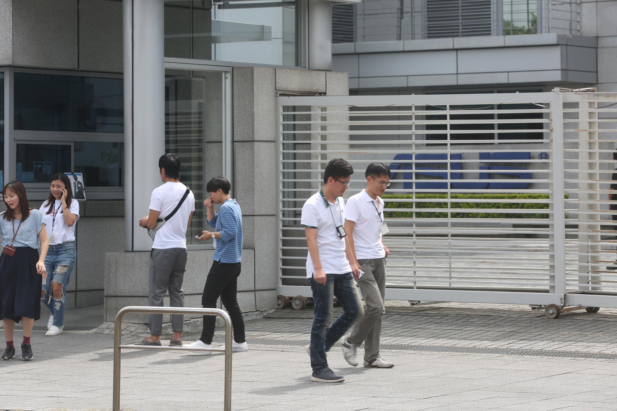 華碩6月底開始進行組織改組,不少員工處在低氣壓中。