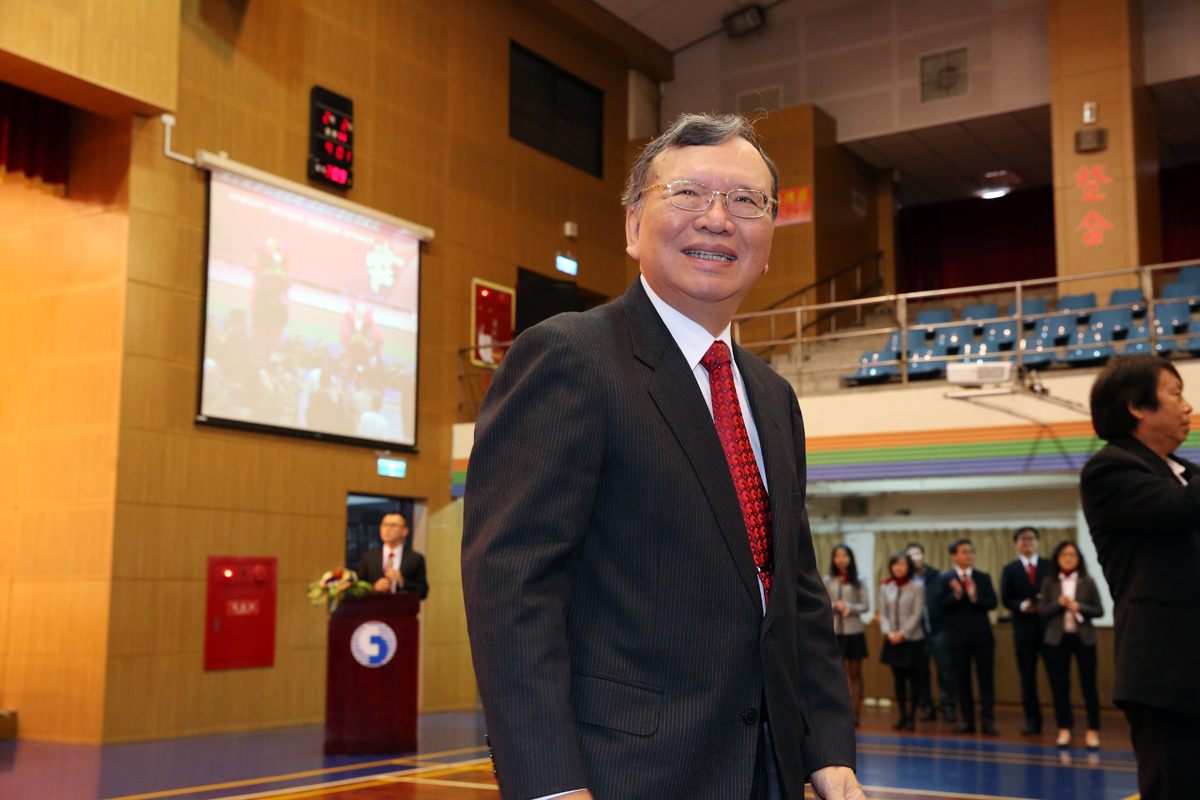 中華電信董座鄭優，曾經擔任過公平會委員，曾與蔡英文總統共事多年。