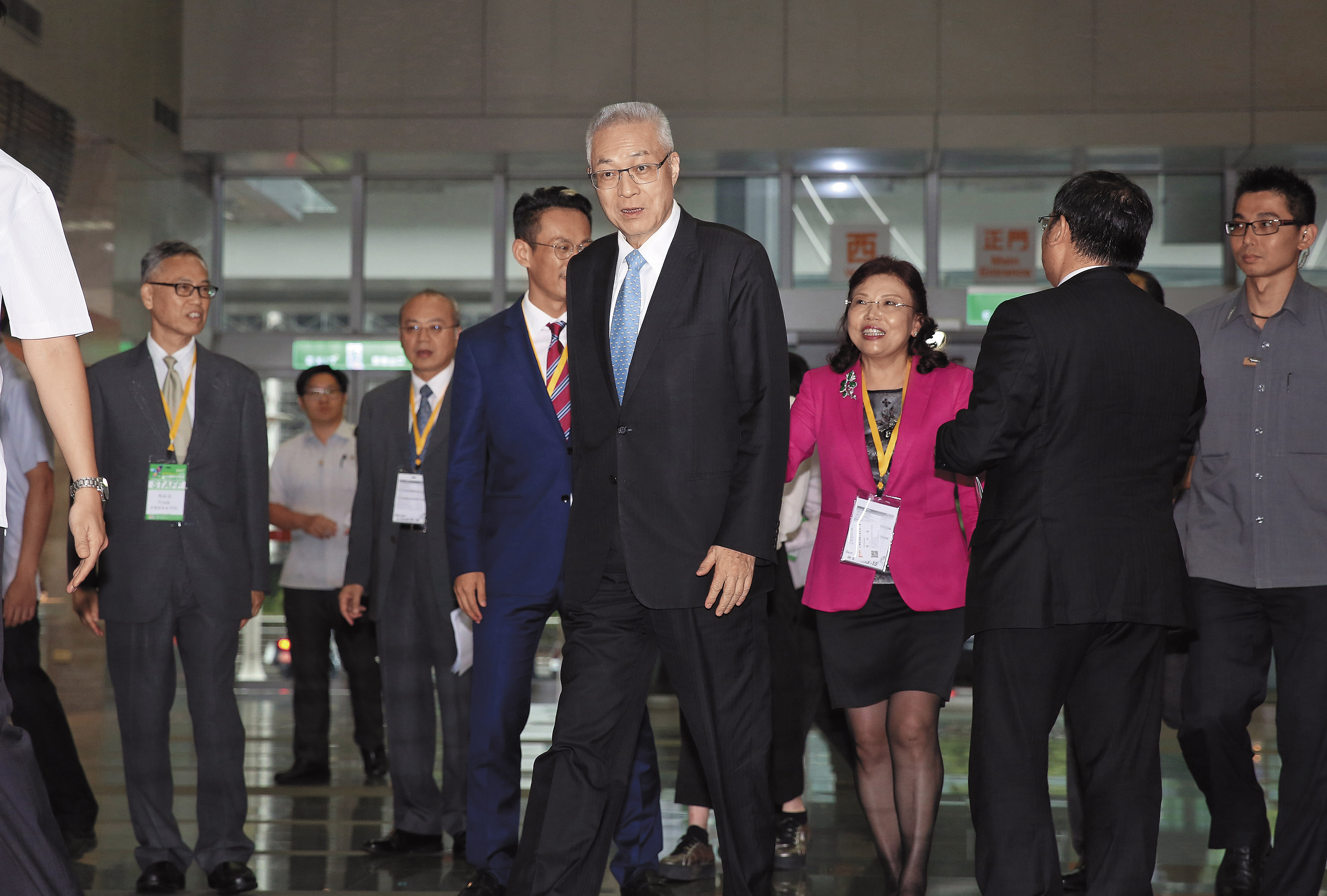 吳敦義當選黨主席後，盼提前布局2018市長選舉，以期2020年贏回政權。