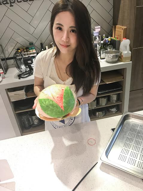 Penny祕密籌畫兩個禮拜，送上壽桃給陶喆驚喜。