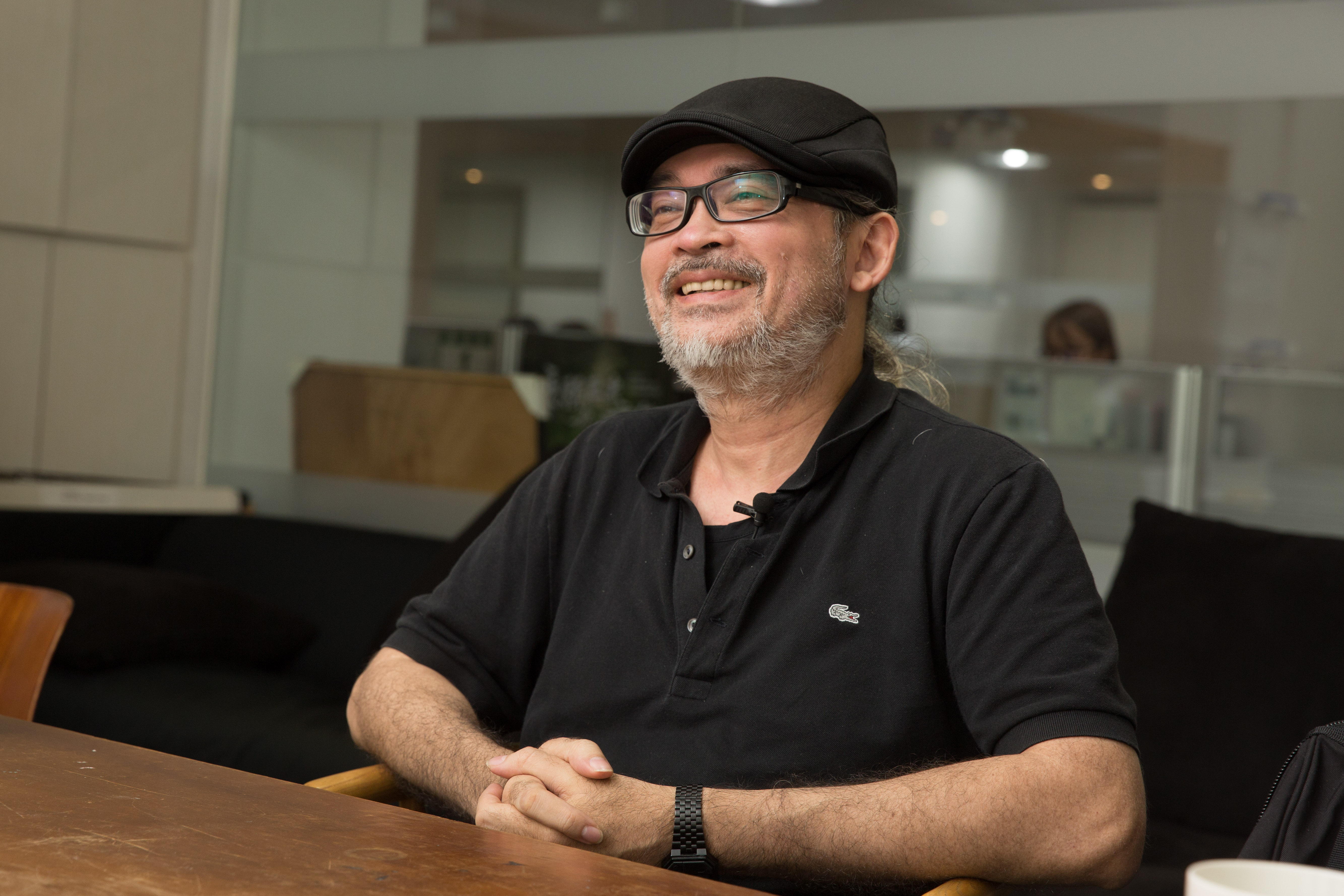 台灣動畫電影《魔法阿媽》從場景人物造型到分鏡圖都出自麥人杰之手。