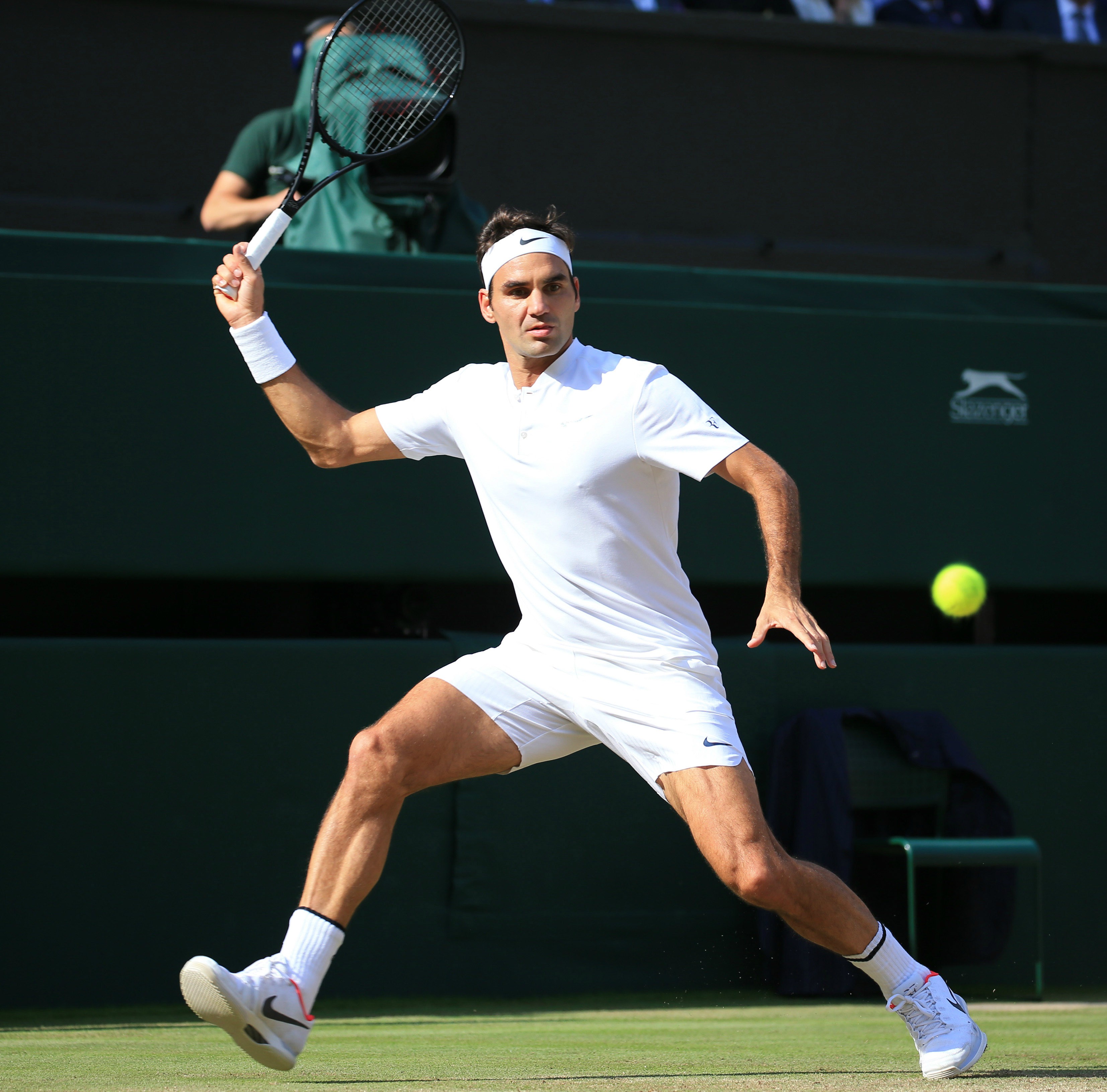 來自瑞士的費德勒險勝，讓全世界球評家、費天王的粉絲們看得目瞪口呆。