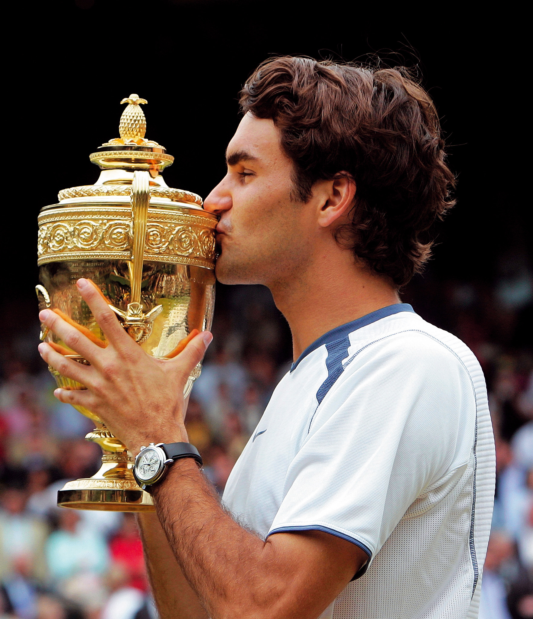 2005年，費德勒戴的就是艾美為他推出的個人限量錶，面盤上印有Roger Federer，錶背並印有親筆簽名字樣。機芯以7750進行修改，有精鋼與半金二種材質。艾美為費德勒推出二款限量錶，也是唯一印有費德勒名字的官方錶款（因為勞力士的政策是不做個人限量錶的）。只可惜艾美的經營起起伏伏，以鐘錶收藏來說，紀念意義大於增值收藏的價值。