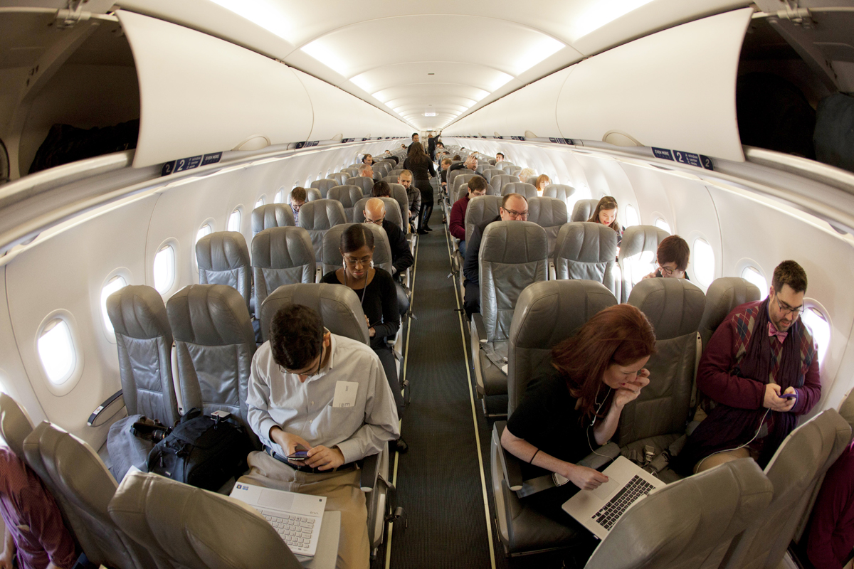 張國煒透露，正在和波音和空巴洽談採購新機，且要以最高規格量身訂做，包括全機倉免費WIFI上網。（圖：東方IC）