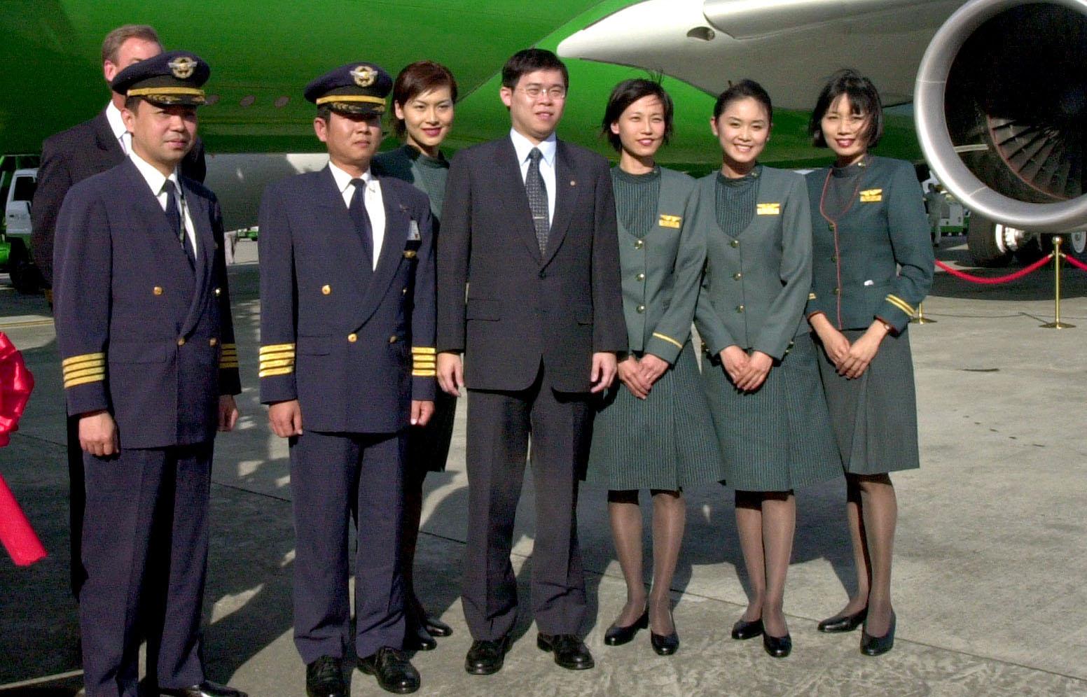 張國煒2013年穿上4條金槓的飛行服,正式成為波音777的正機師。