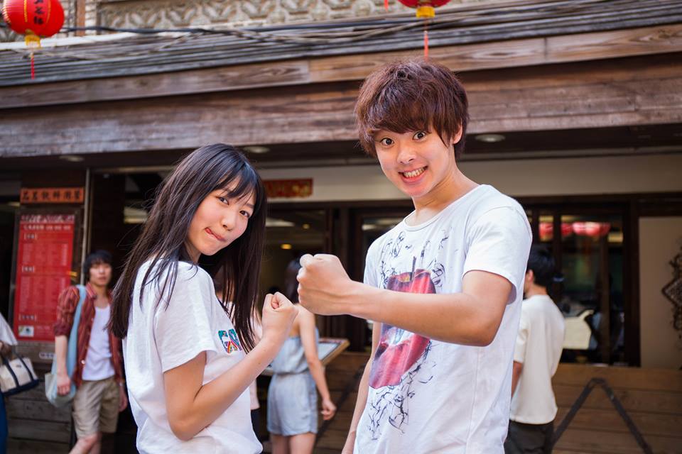 日本Youtuber三原慧悟執導《來自台灣滿滿的愛》，請來日本女星岡本夏美演出。