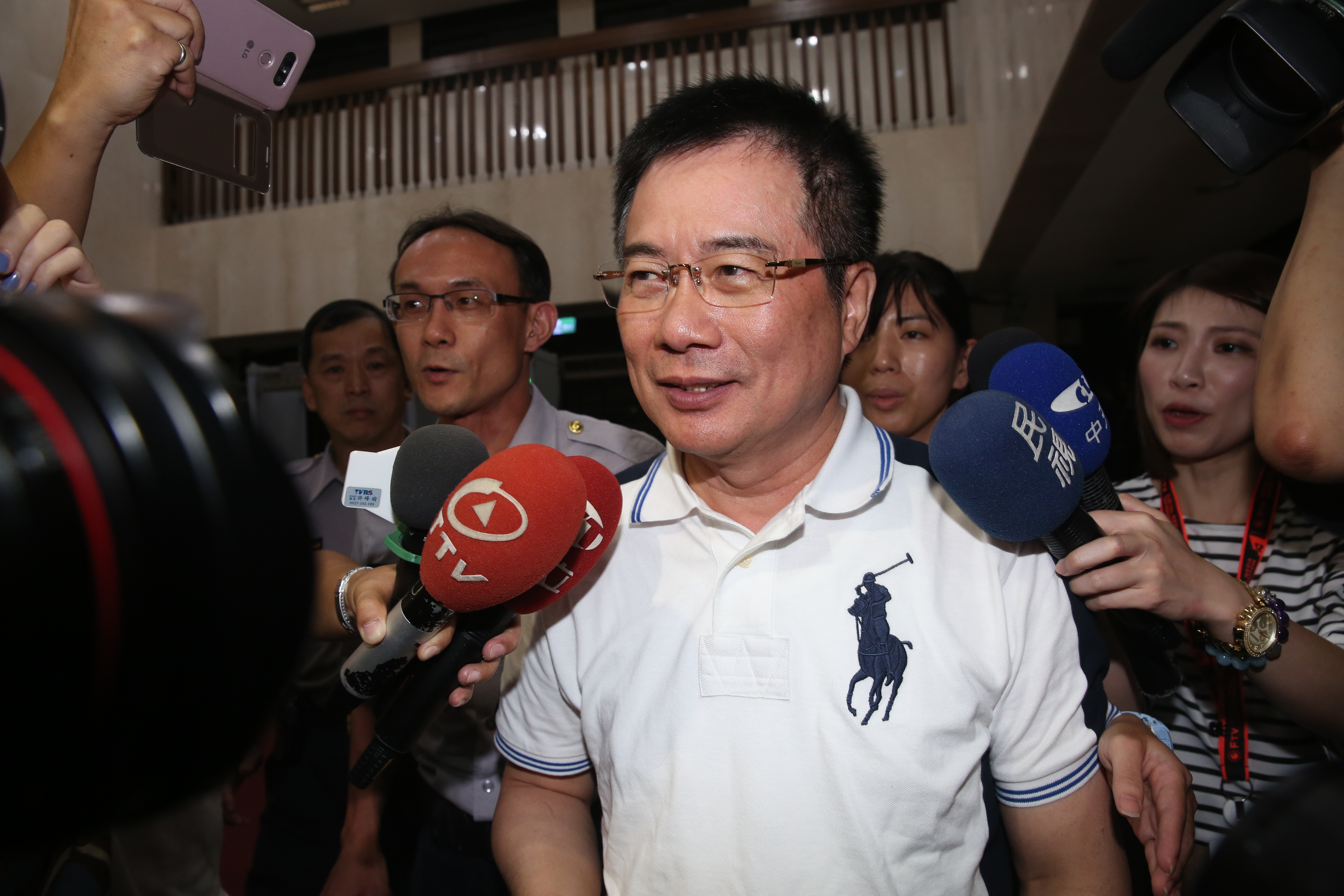 蔡正元複訊時，強調沒有弊案，交易過程都很透明。