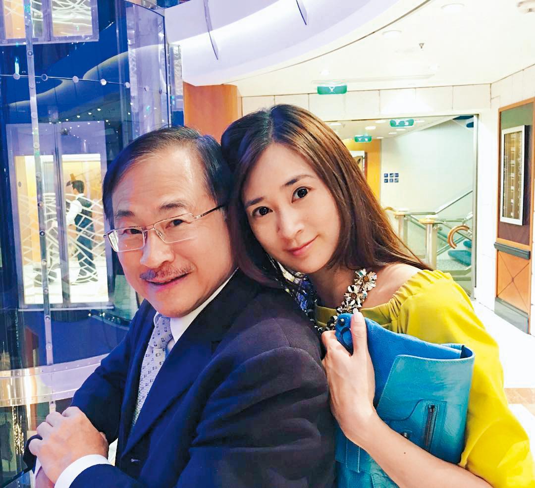 李晶晶是首都客運千金，爸爸李博文（左）當初非常開心她嫁給王泉仁，沒想到最後王泉仁控李晶晶家暴，李晶晶控王泉仁外遇。（翻攝自李晶晶IG）