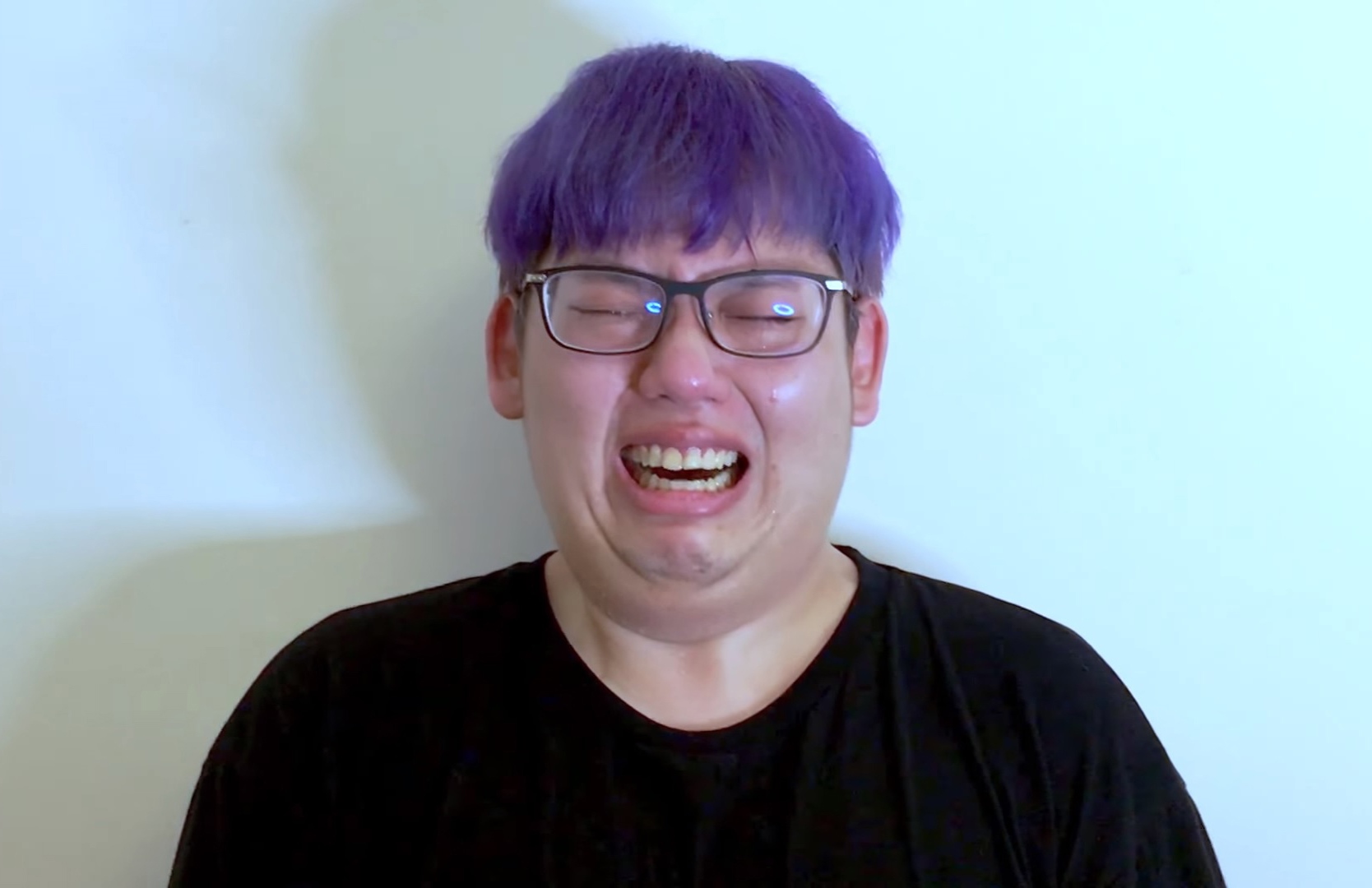 網紅胖虎和合作2年的好搭檔老田鬧翻拆夥，讓他心情低落。