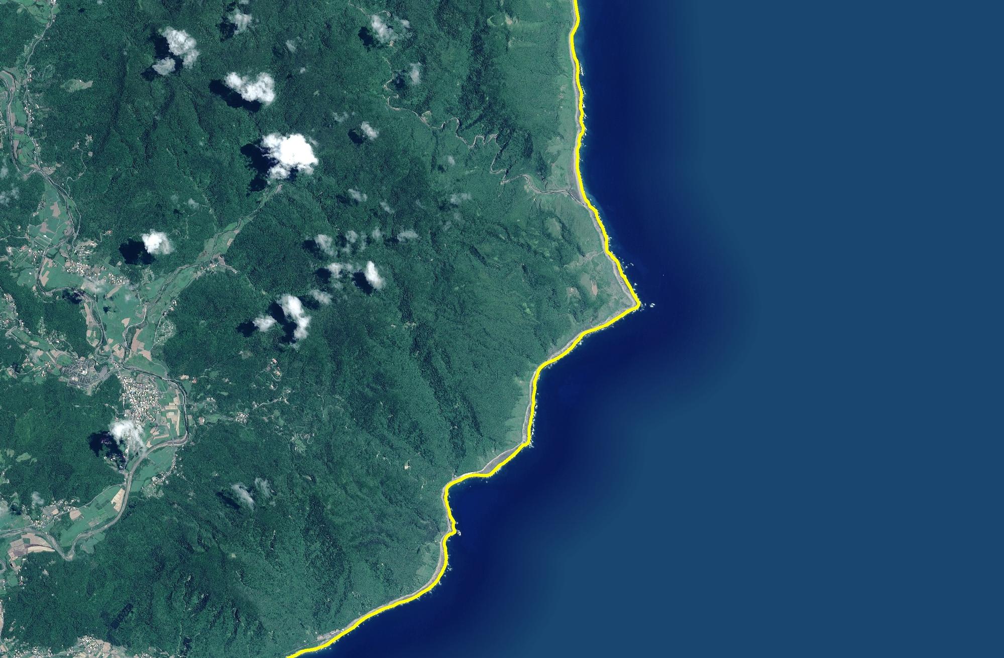 國土監測肩負國土維護的重任，圖為國土監測系統上的海岸線示意圖。