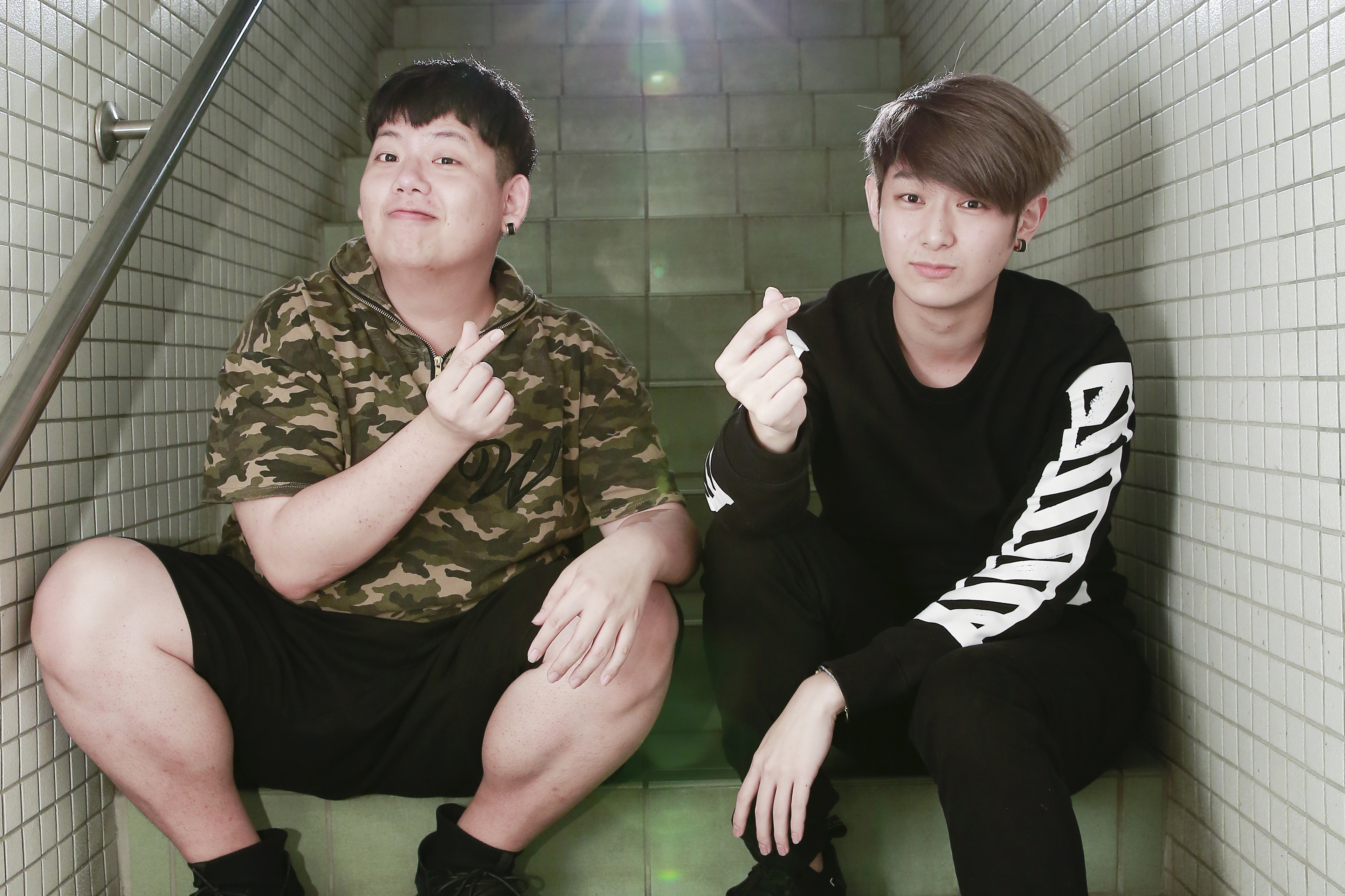 胖虎(左)、老田(右)曾是事業夥伴也是親密摯友,拆夥後胖虎聲稱再也不想看到老田。